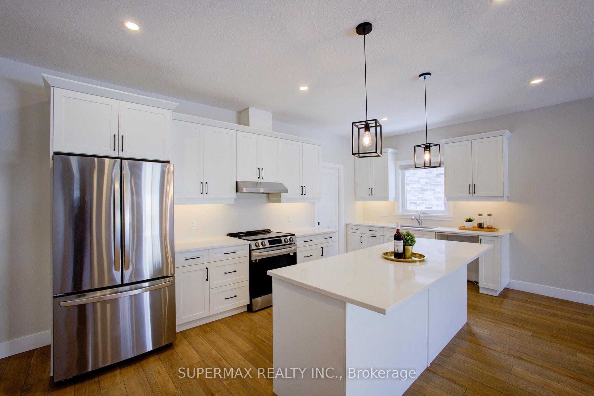 Photo 14 of 1025 Evans Street W, North Perth, Elma — HOMEH