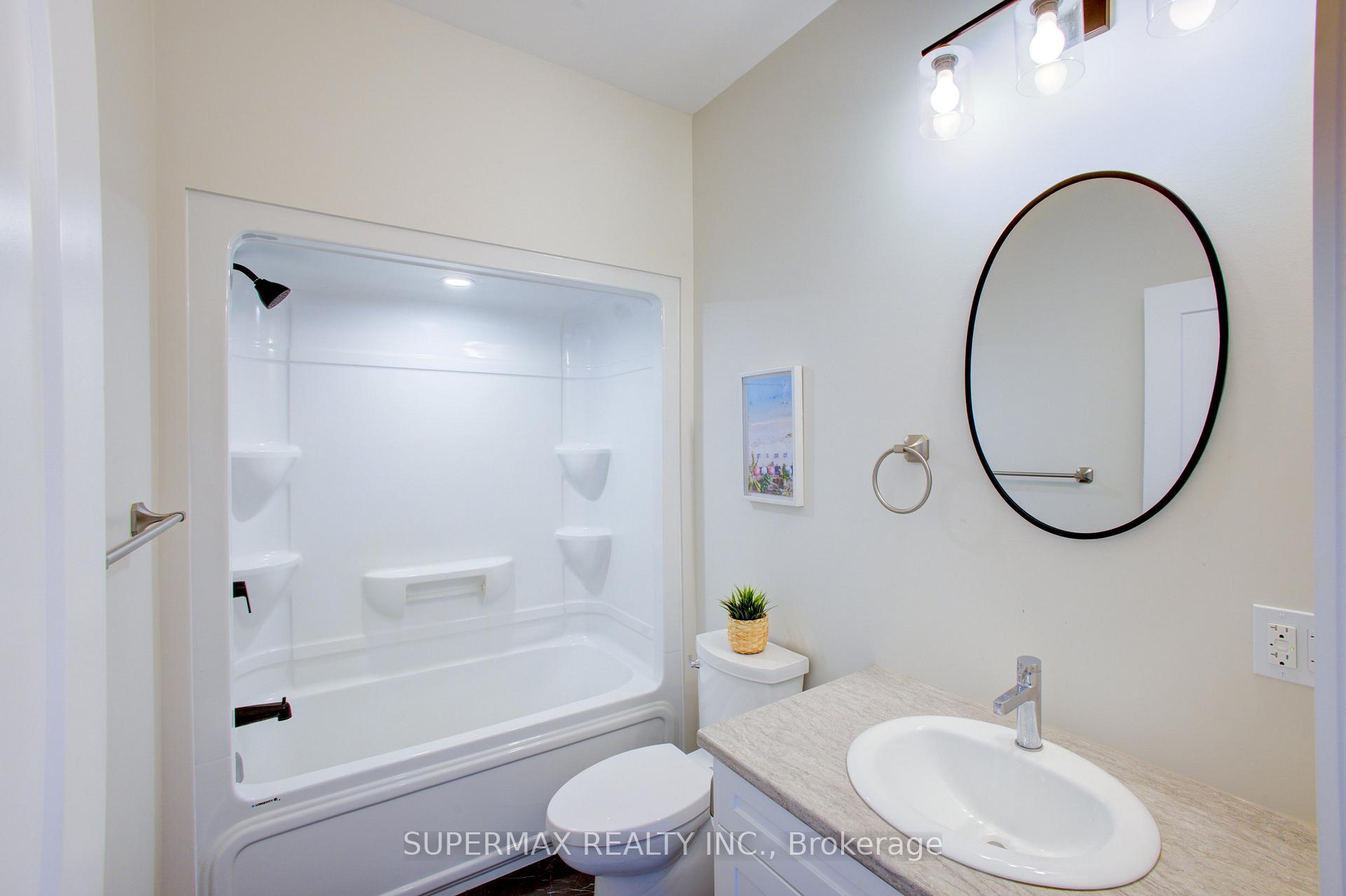 Photo 23 of 1025 Evans Street W, North Perth, Elma — HOMEH