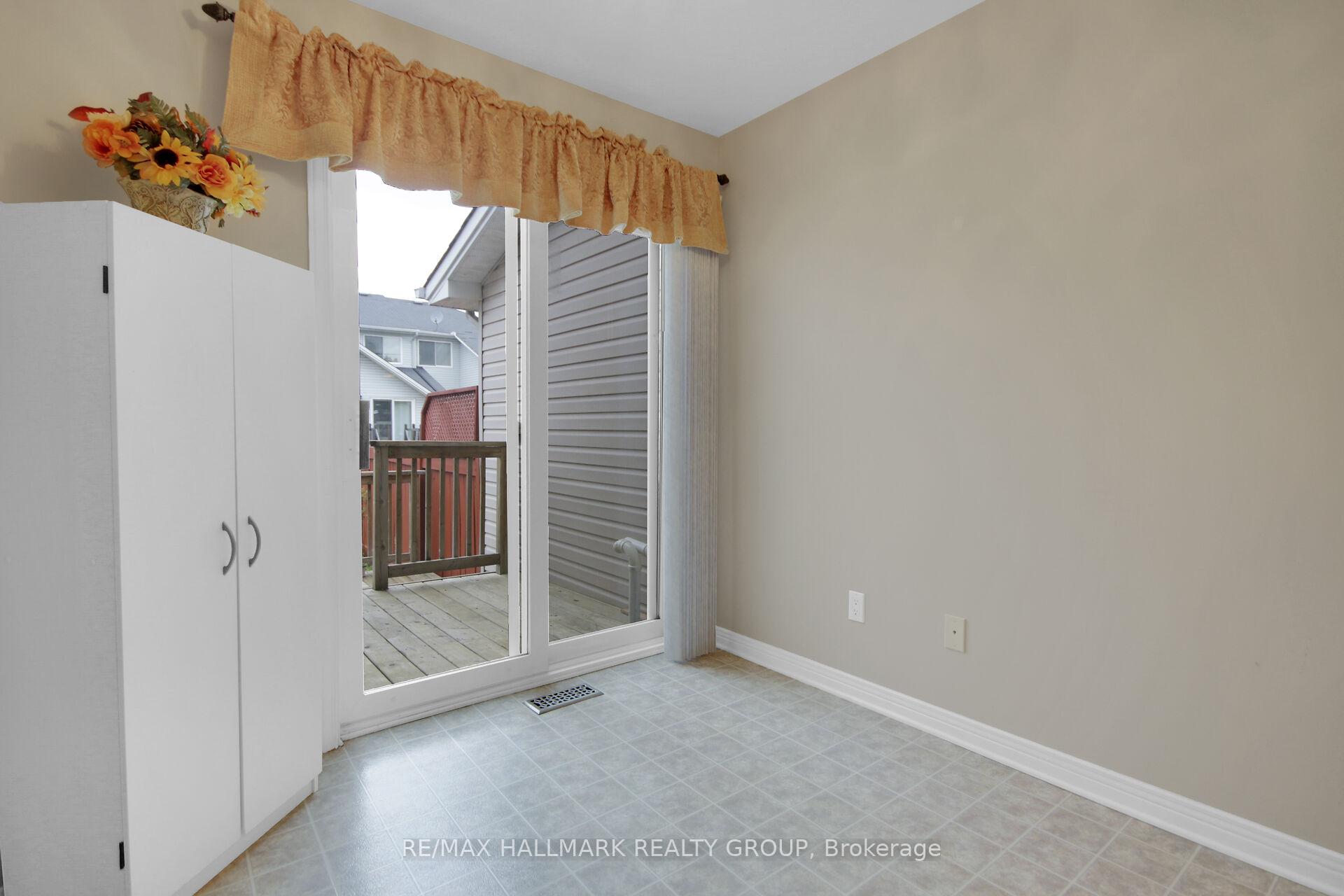 Photo 13 of 957 Lucille Way, Ottawa, Notting Hill/Summerside — HOMEH