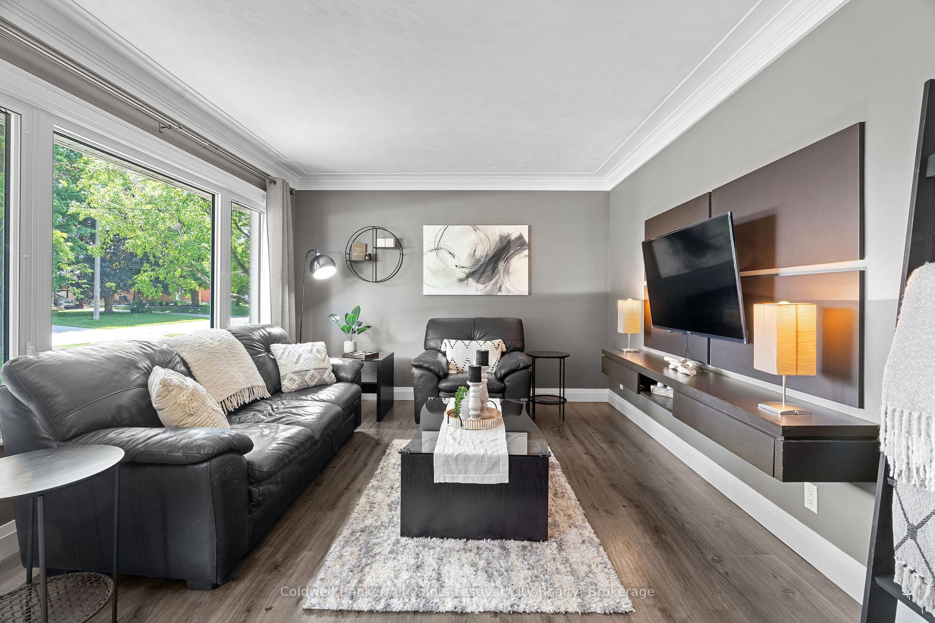 Photo 5 of 461 Maple Avenue N, North Perth, Listowel — HOMEH