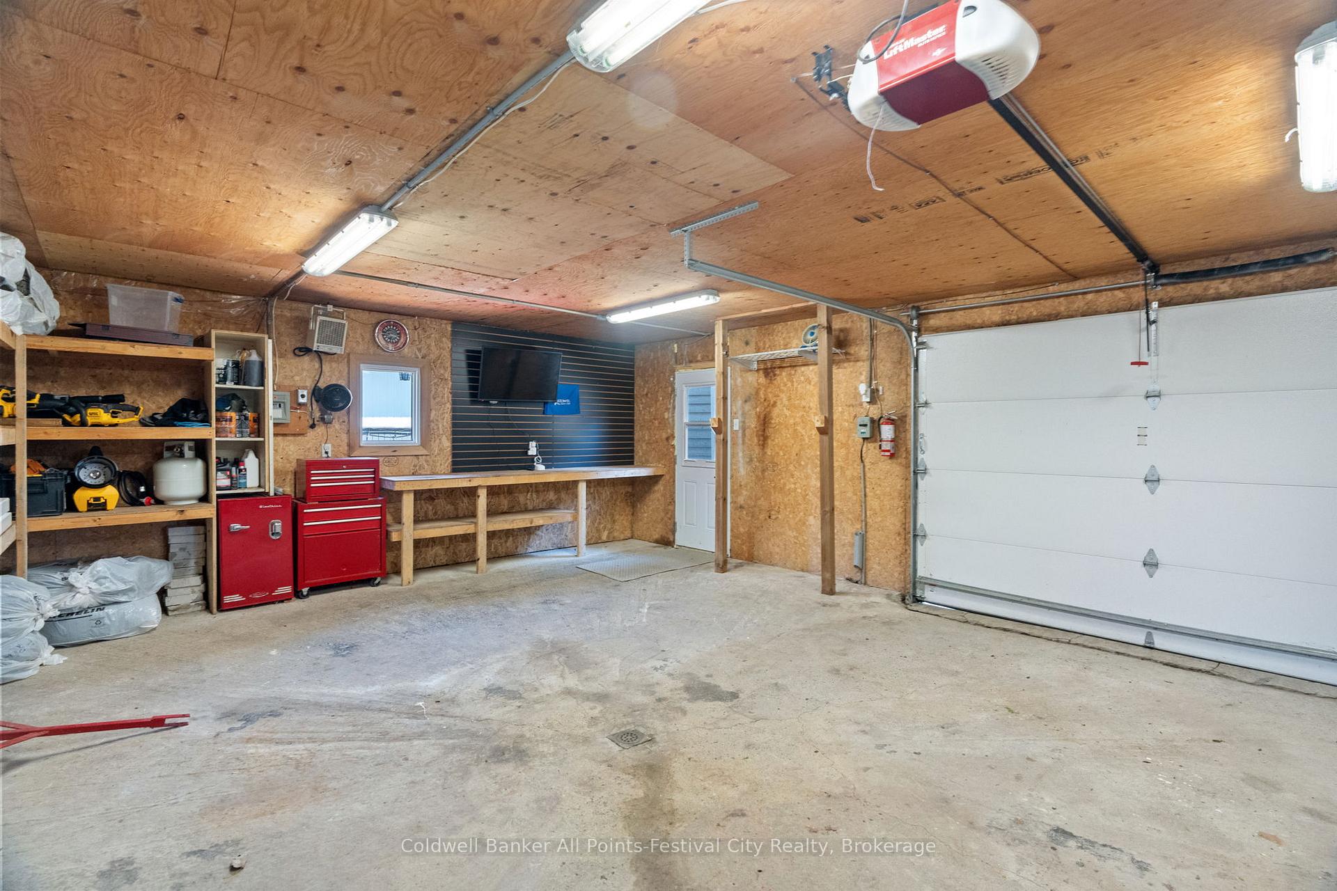 Photo 41 of 461 Maple Avenue N, North Perth, Listowel — HOMEH