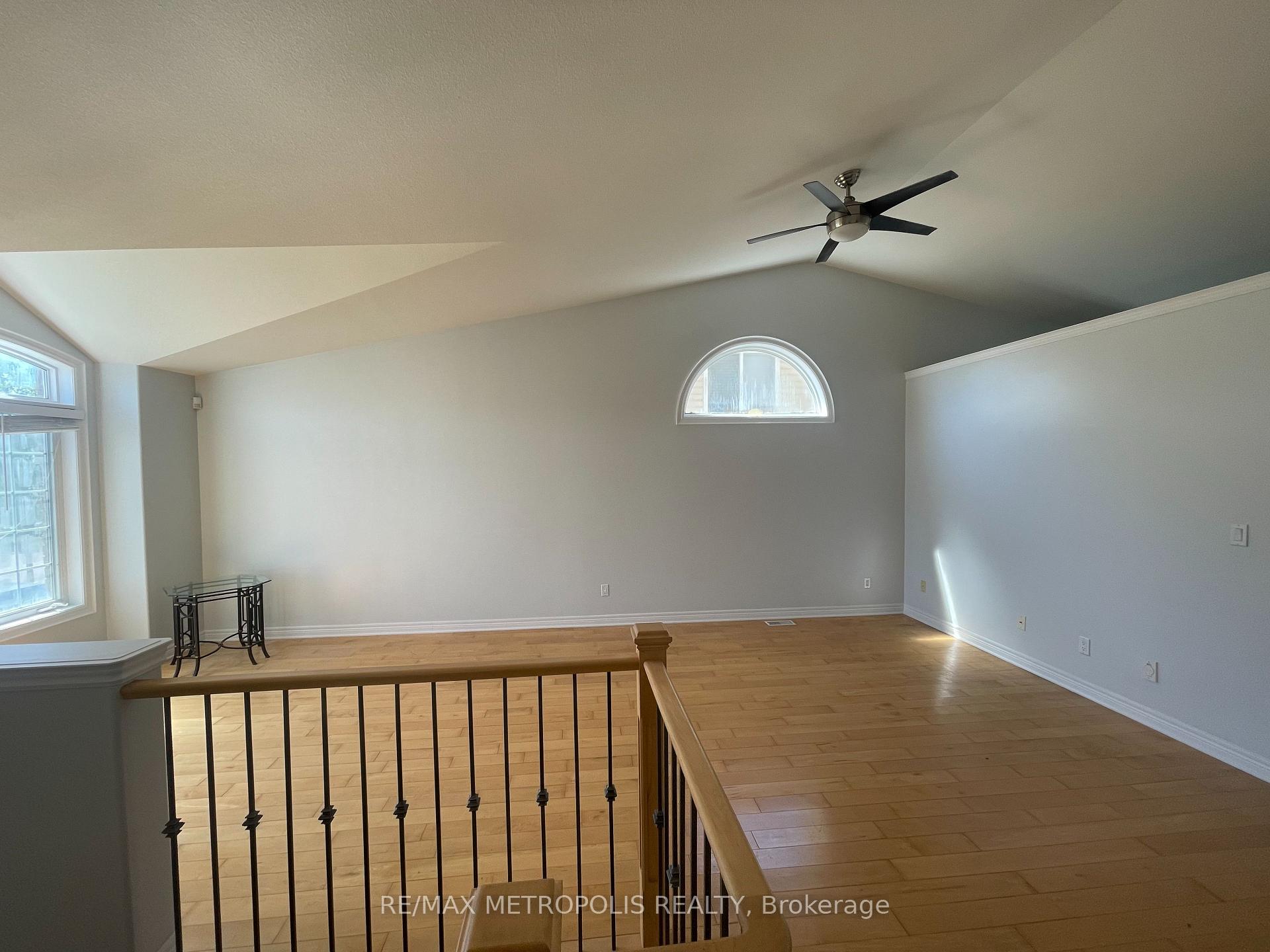 Photo 3 of 6871 St Michael Avenue, Niagara Falls, Forestview — HOMEH