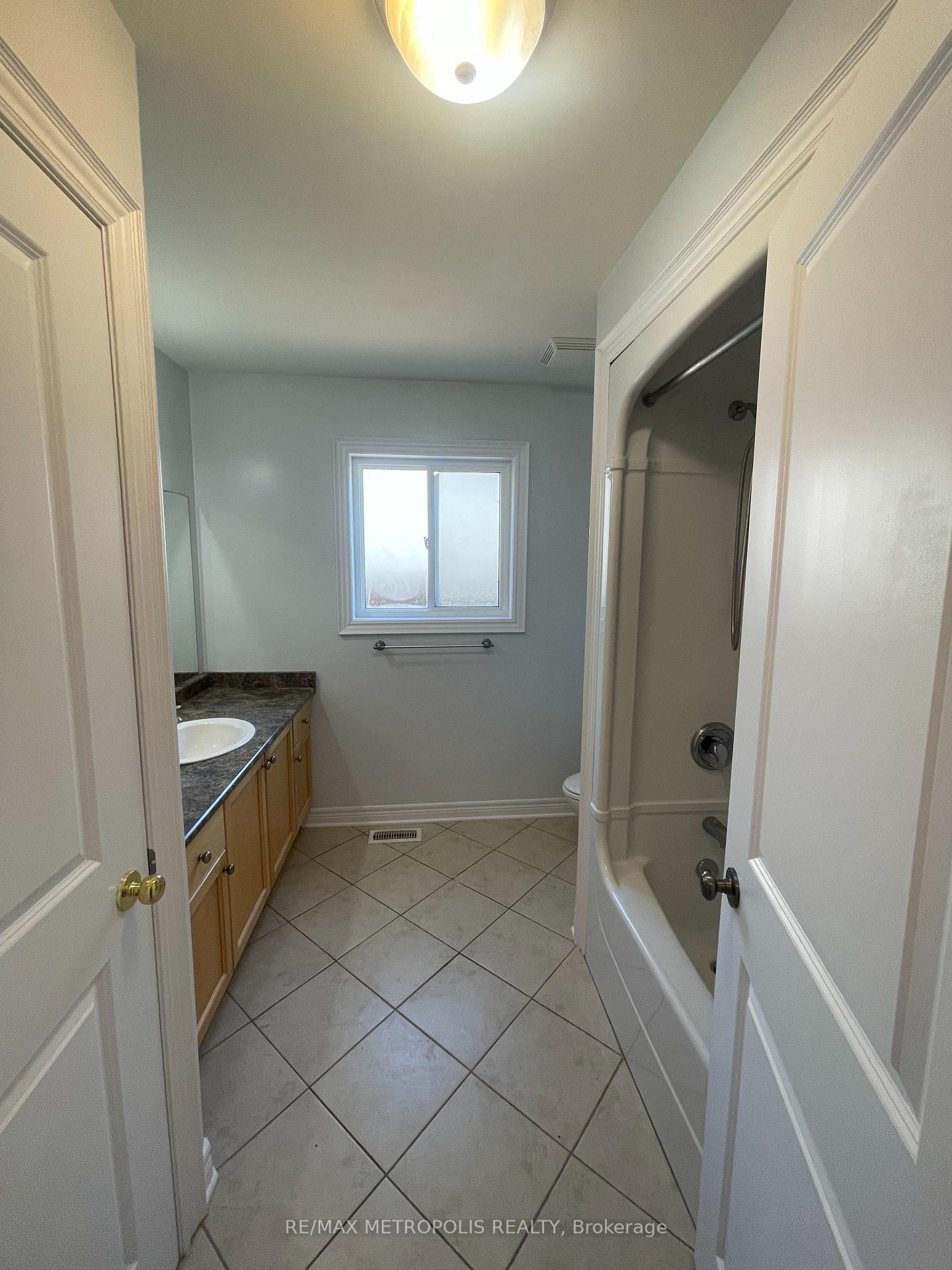 Photo 8 of 6871 St Michael Avenue, Niagara Falls, Forestview — HOMEH