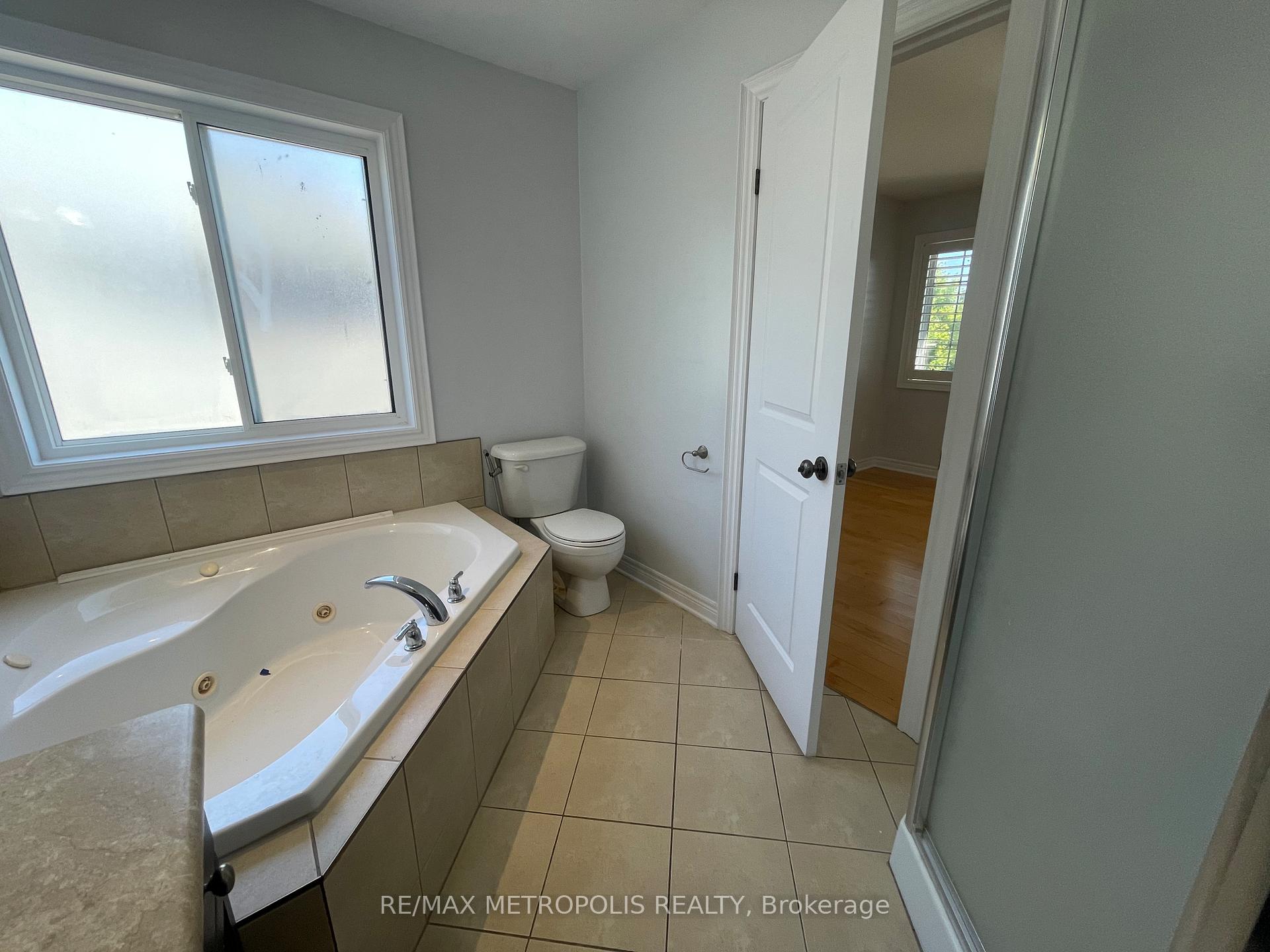 Photo 13 of 6871 St Michael Avenue, Niagara Falls, Forestview — HOMEH