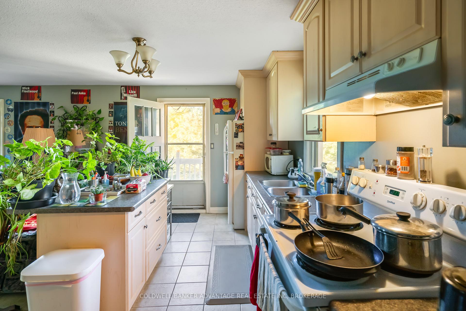 Photo 21 of 218 Canboro Road, Pelham, Fonthill — HOMEH