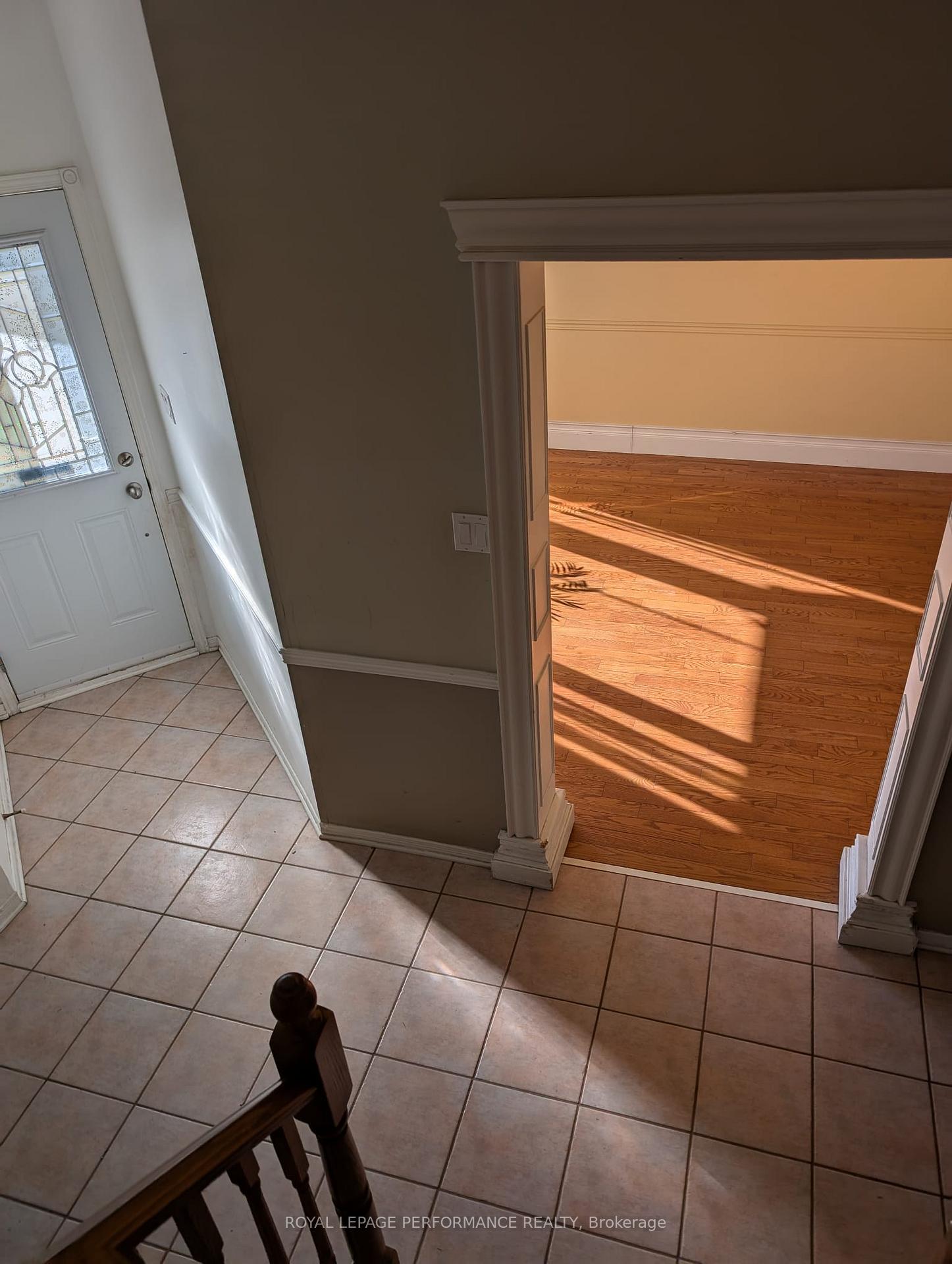 Photo 4 of 1888 Northlands Drive, Ottawa, Fallingbrook/Gardenway South — HOMEH