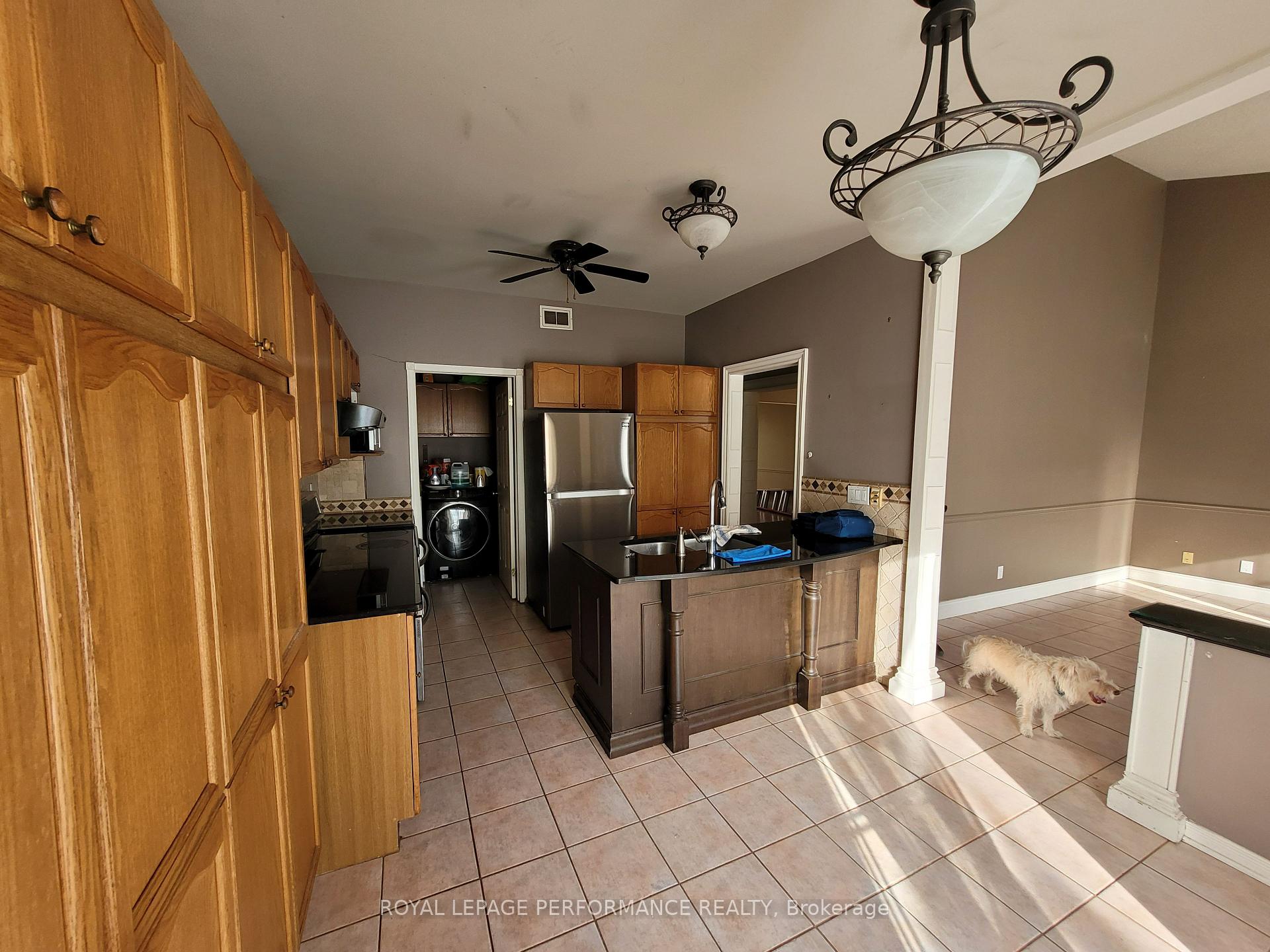 Photo 11 of 1888 Northlands Drive, Ottawa, Fallingbrook/Gardenway South — HOMEH