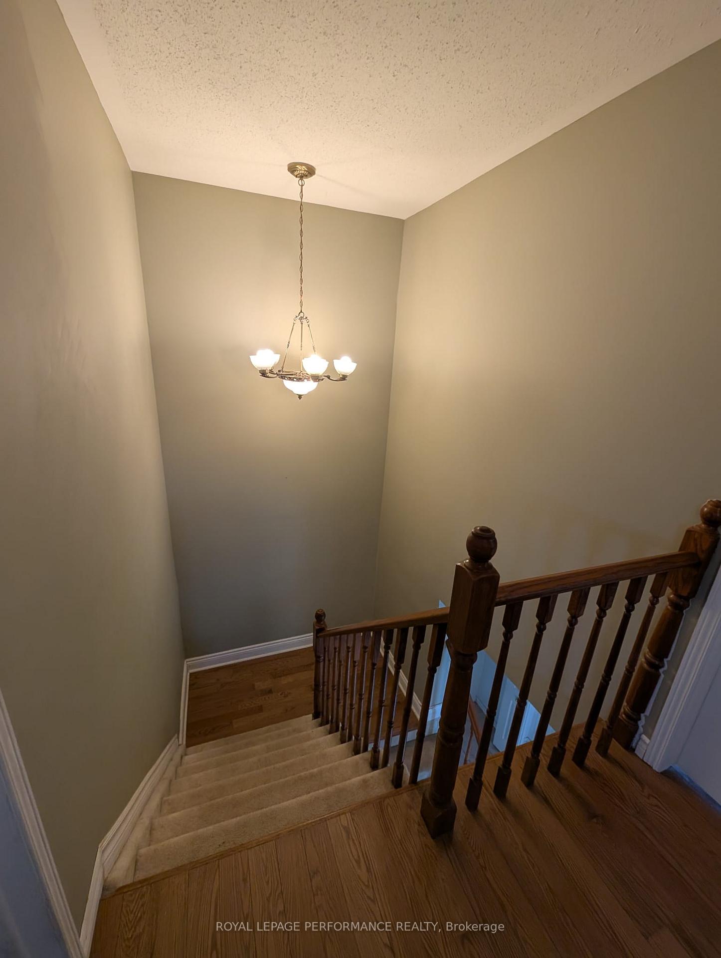 Photo 18 of 1888 Northlands Drive, Ottawa, Fallingbrook/Gardenway South — HOMEH