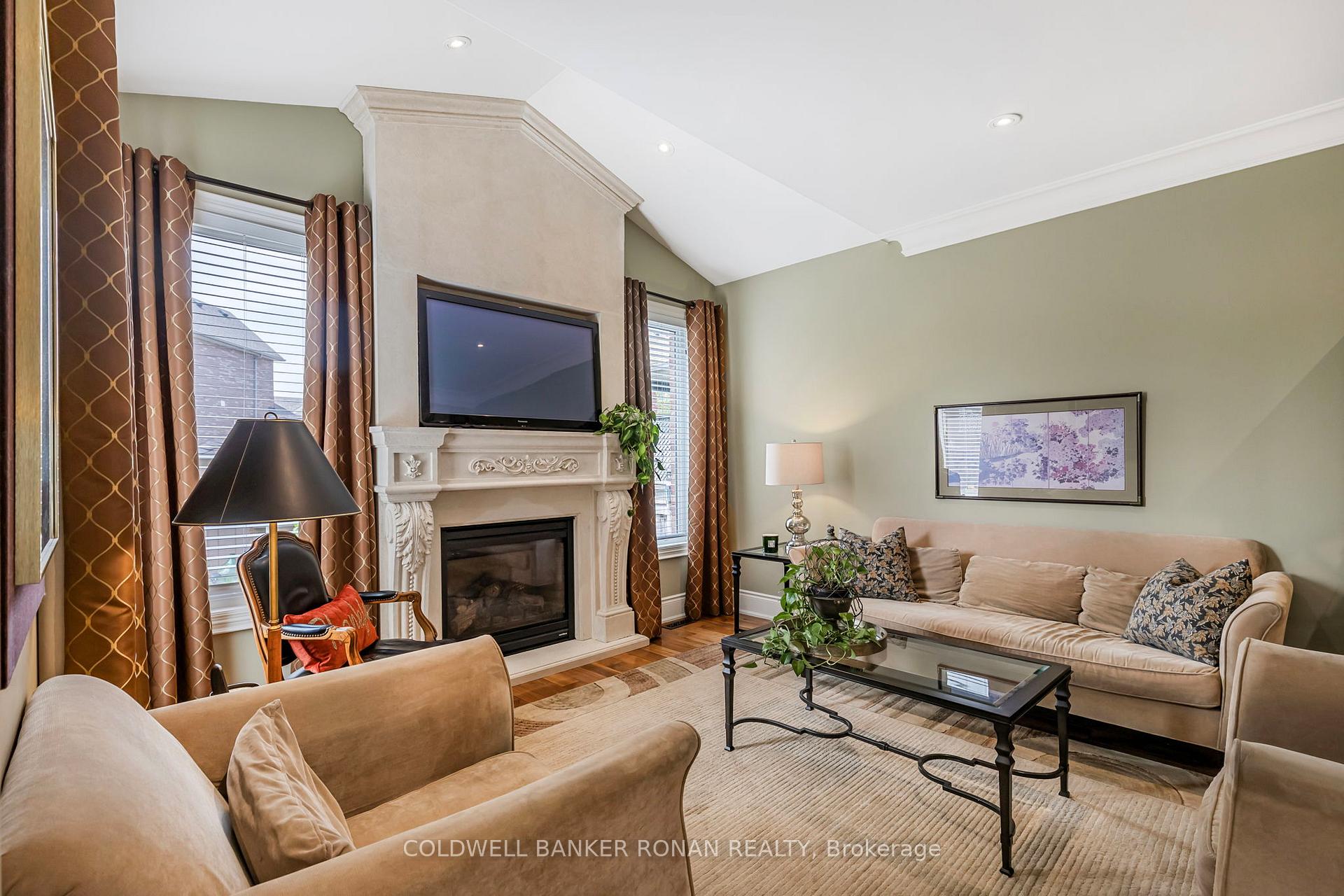 Photo 10 of 236 King Street S, New Tecumseth, Alliston — HOMEH