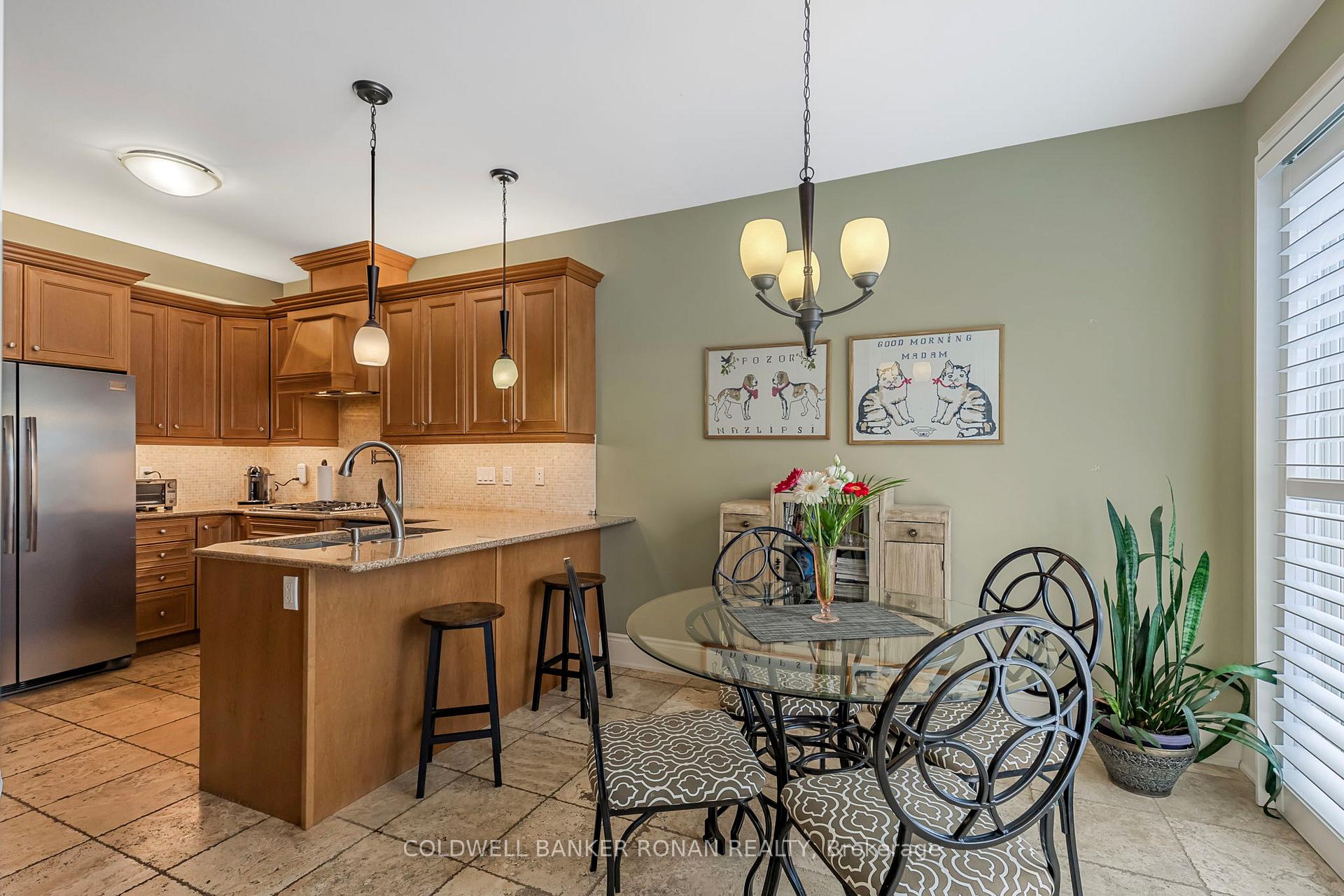 Photo 11 of 236 King Street S, New Tecumseth, Alliston — HOMEH