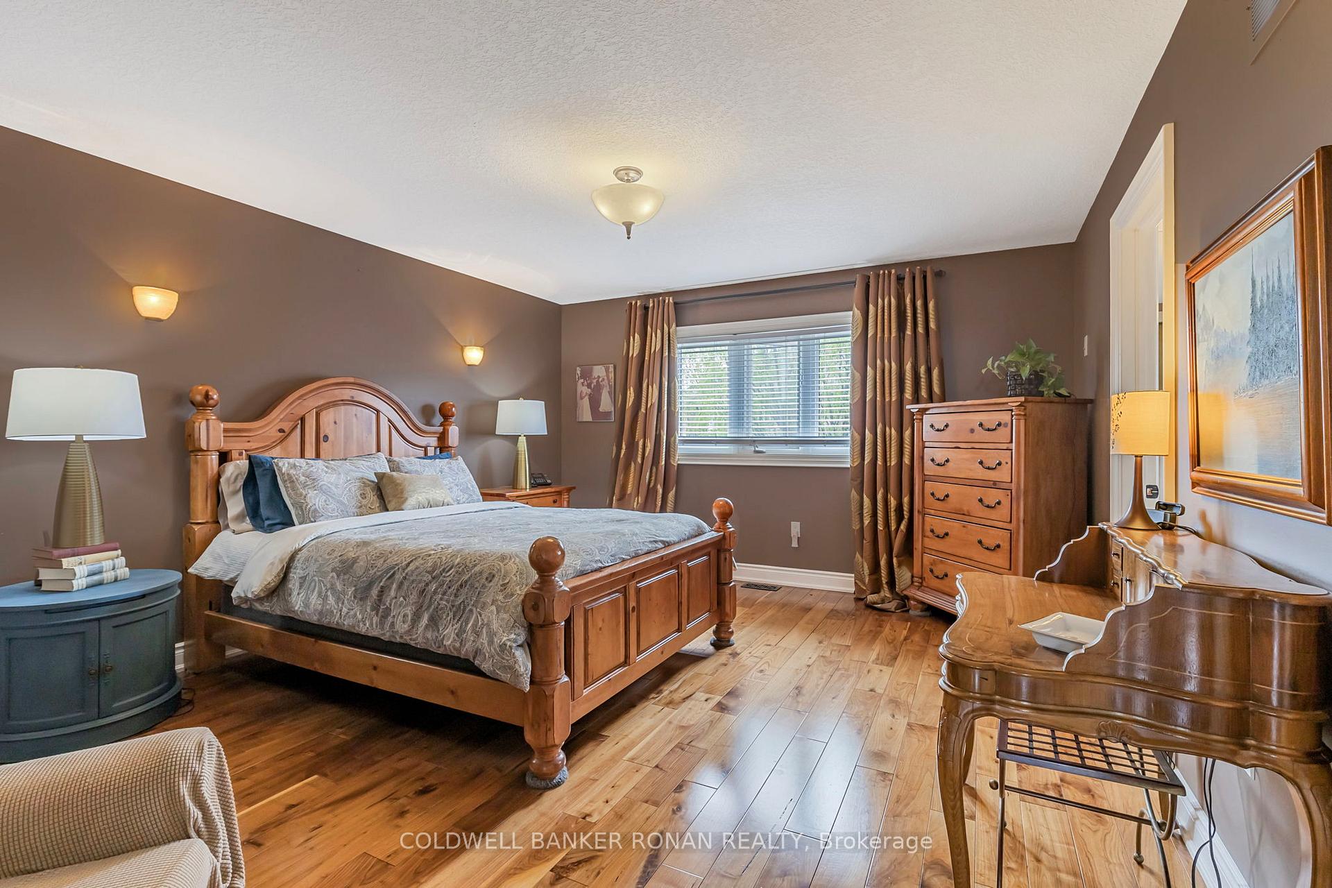 Photo 19 of 236 King Street S, New Tecumseth, Alliston — HOMEH