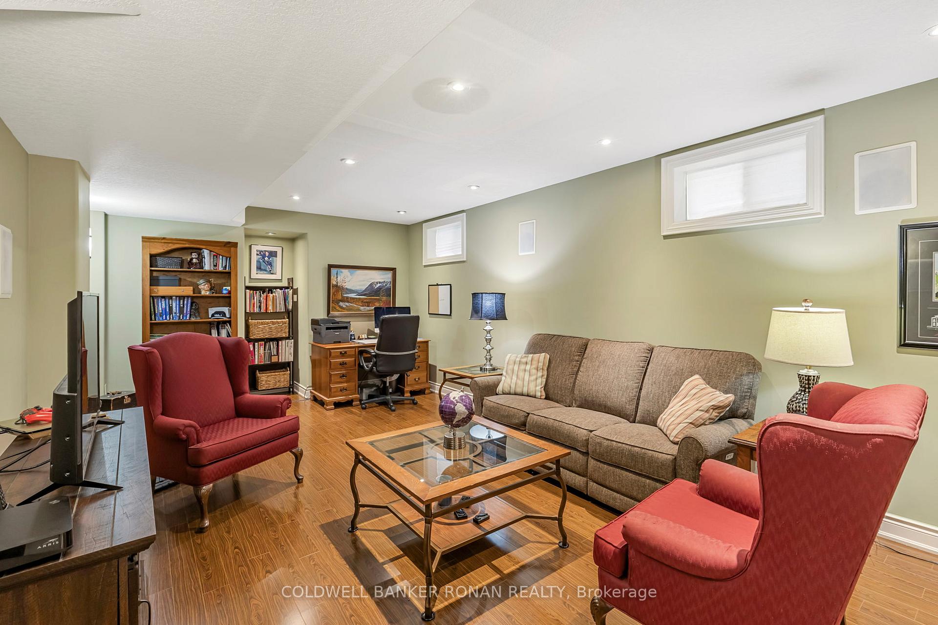 Photo 34 of 236 King Street S, New Tecumseth, Alliston — HOMEH