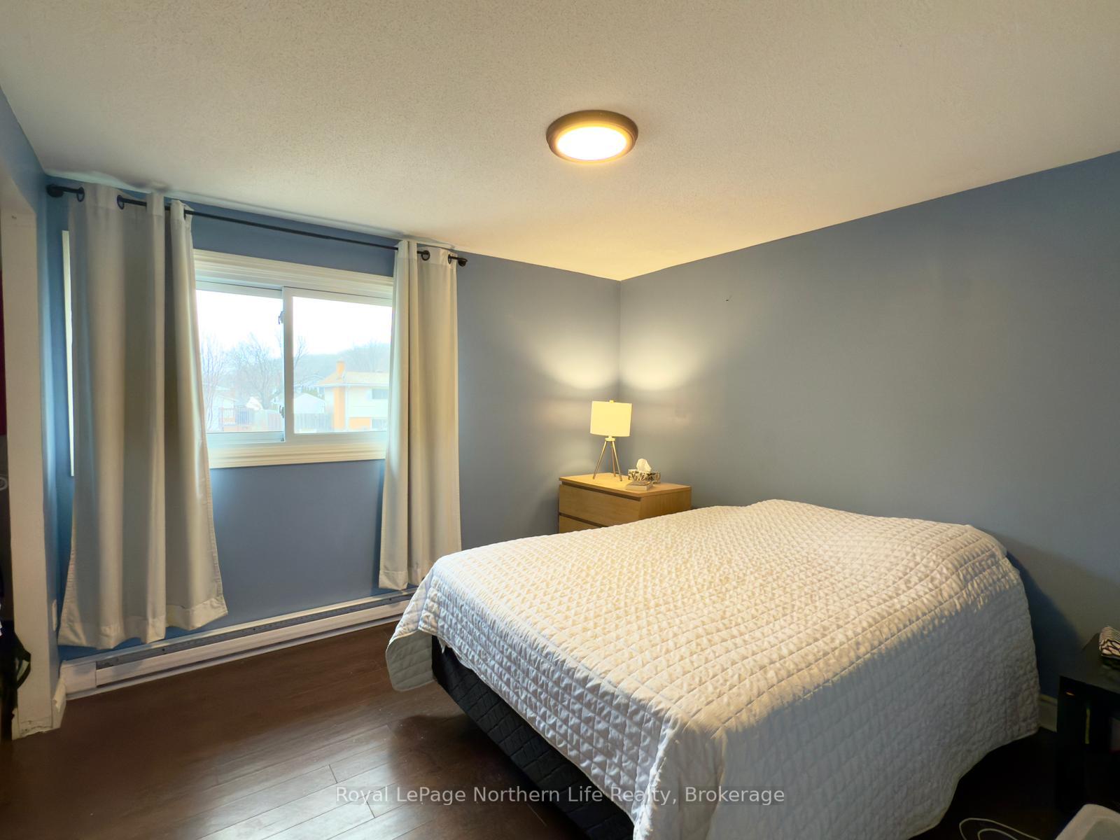 Photo 11 of 570 Ursula Street, North Bay, College Heights — HOMEH