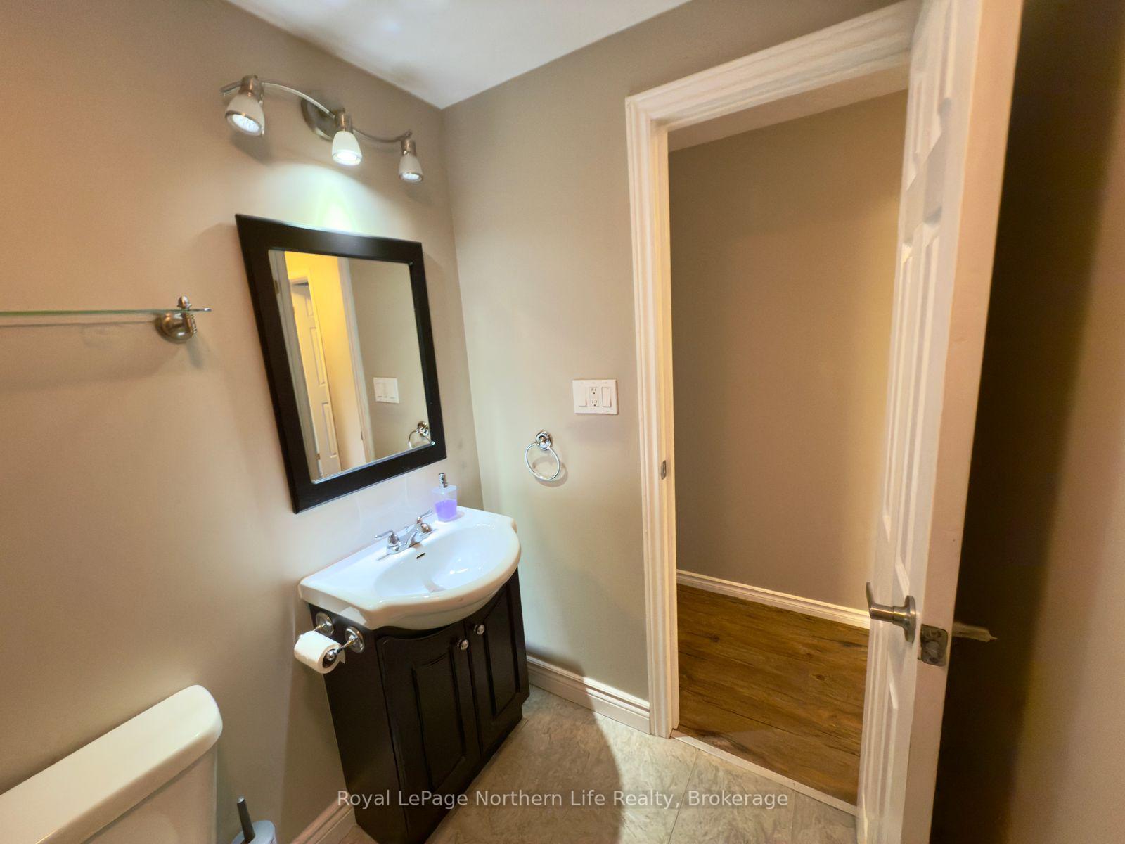 Photo 15 of 570 Ursula Street, North Bay, College Heights — HOMEH