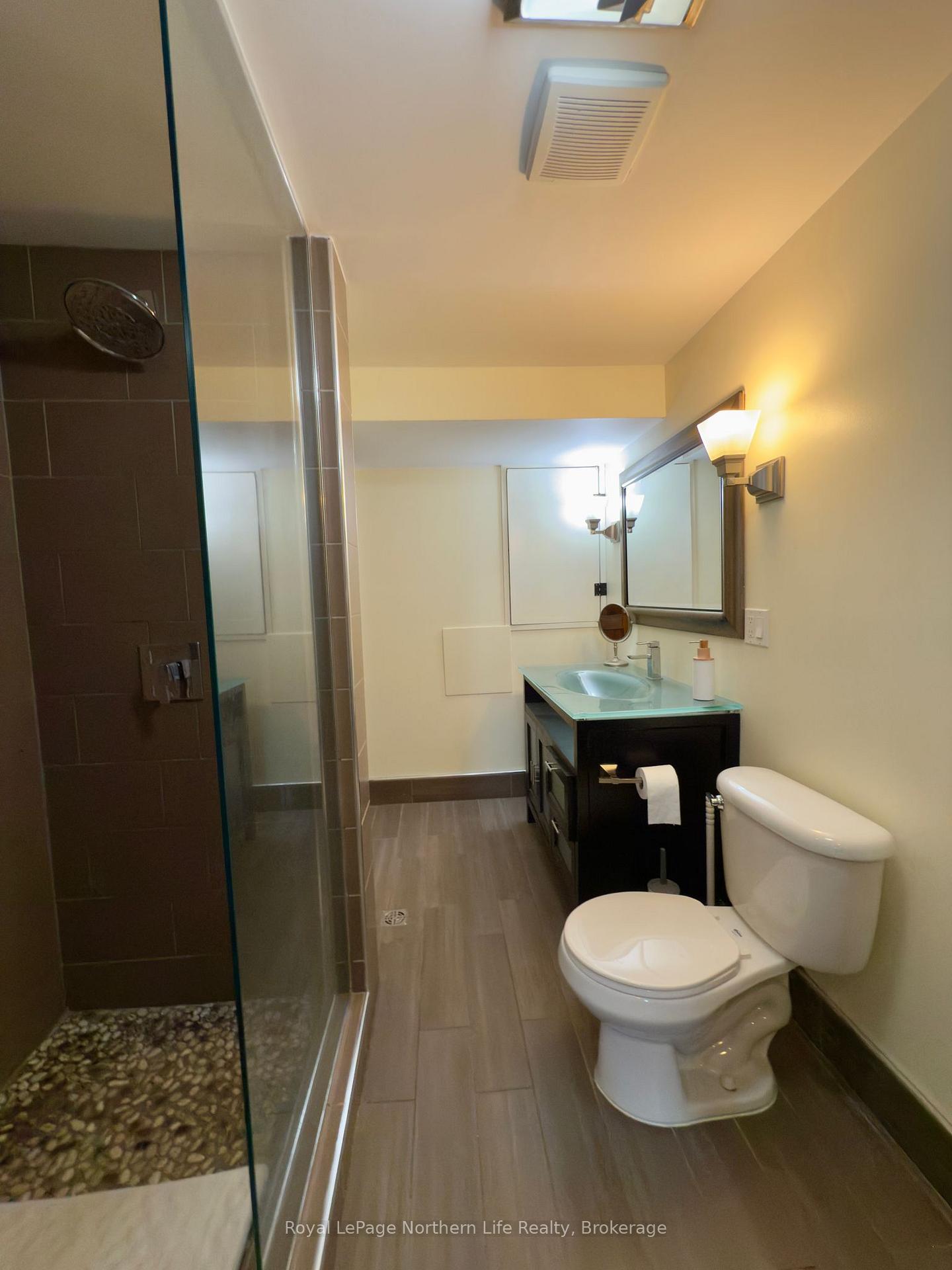 Photo 18 of 570 Ursula Street, North Bay, College Heights — HOMEH