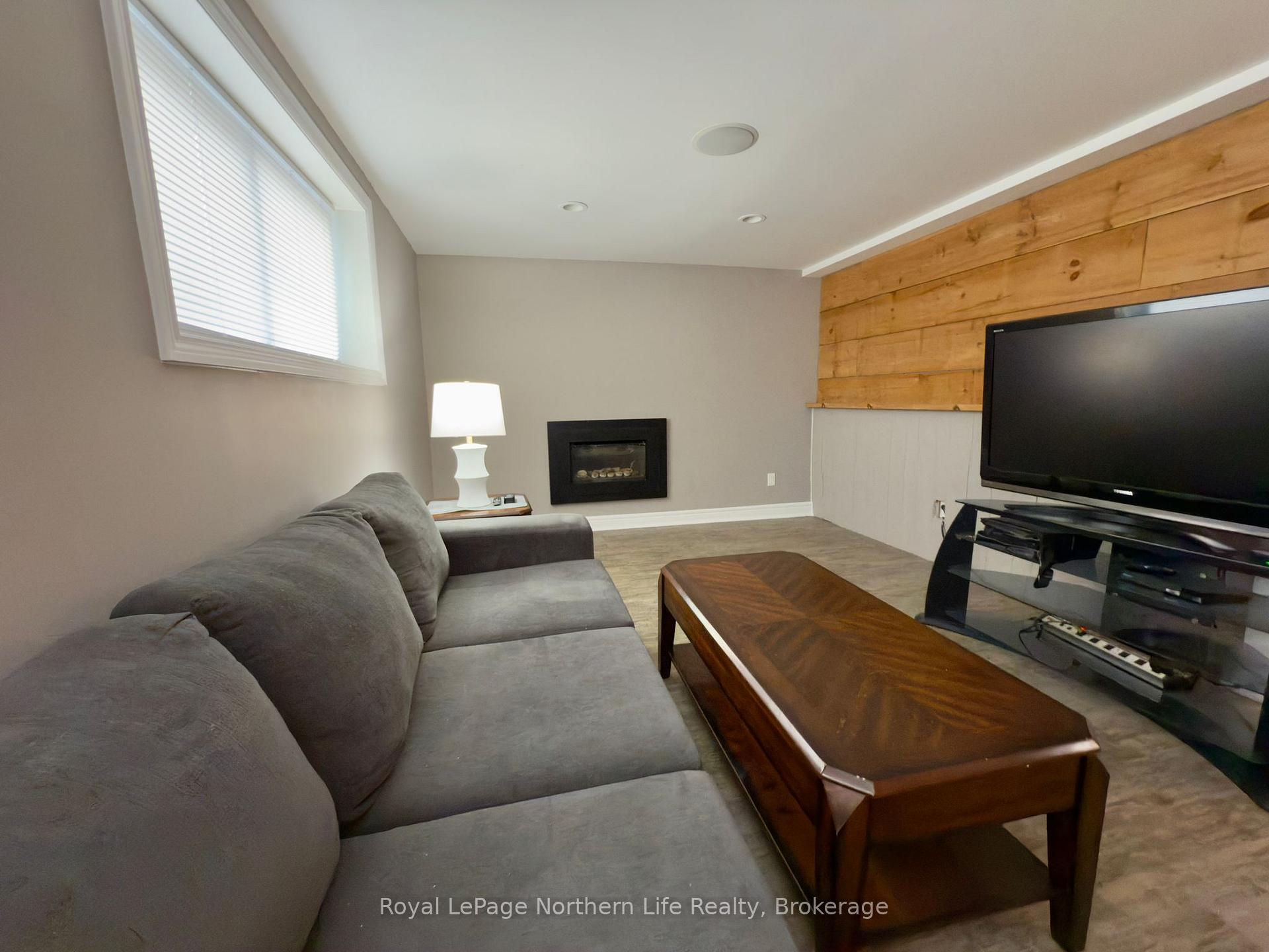 Photo 25 of 570 Ursula Street, North Bay, College Heights — HOMEH