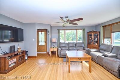 Photo 6 of 10905 Sodom Road, Niagara Falls, Lyons Creek — HOMEH