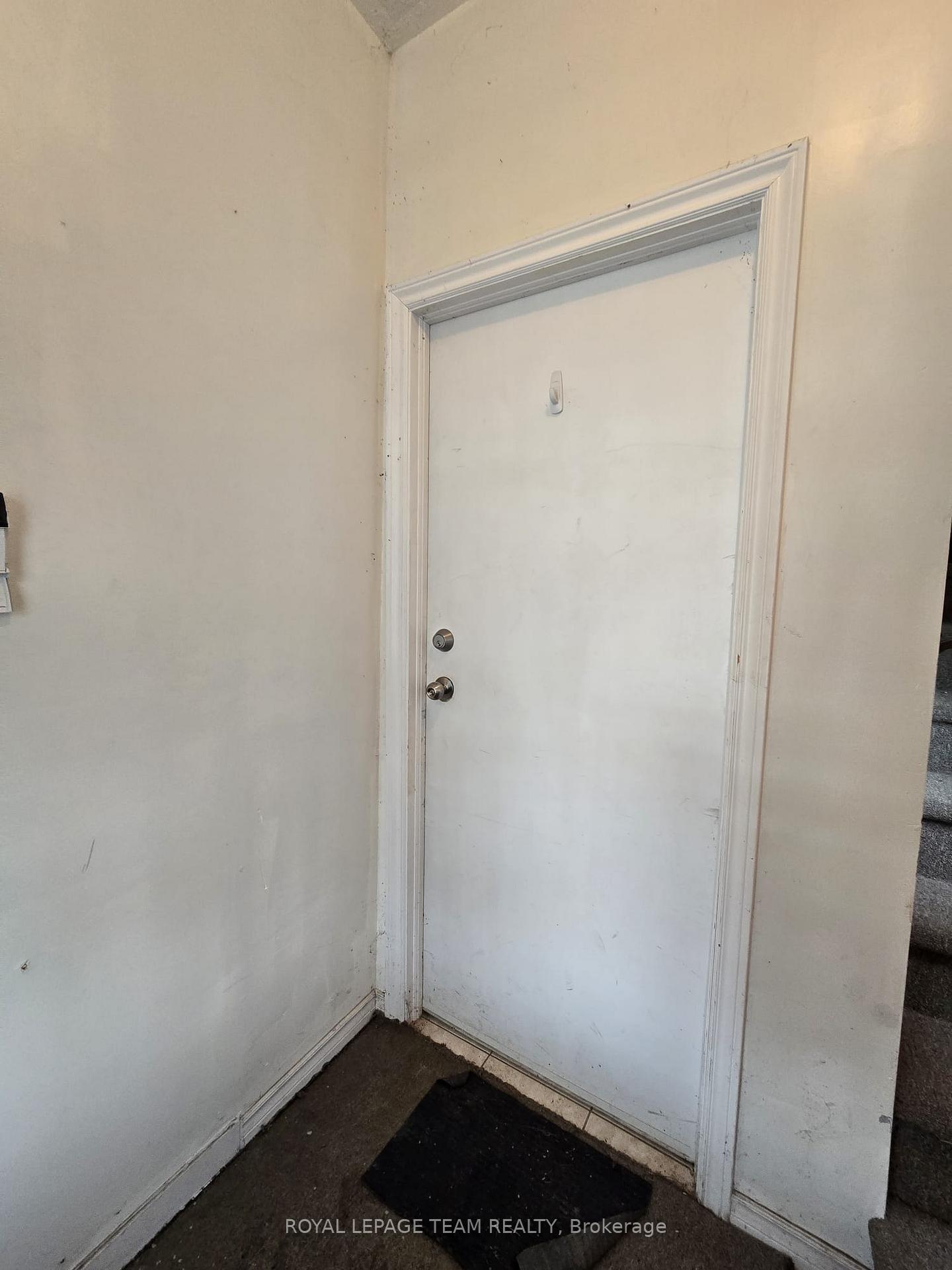 Photo 2 of Unit 1, 519 Lyon Street N, Ottawa, Ottawa Centre — HOMEH