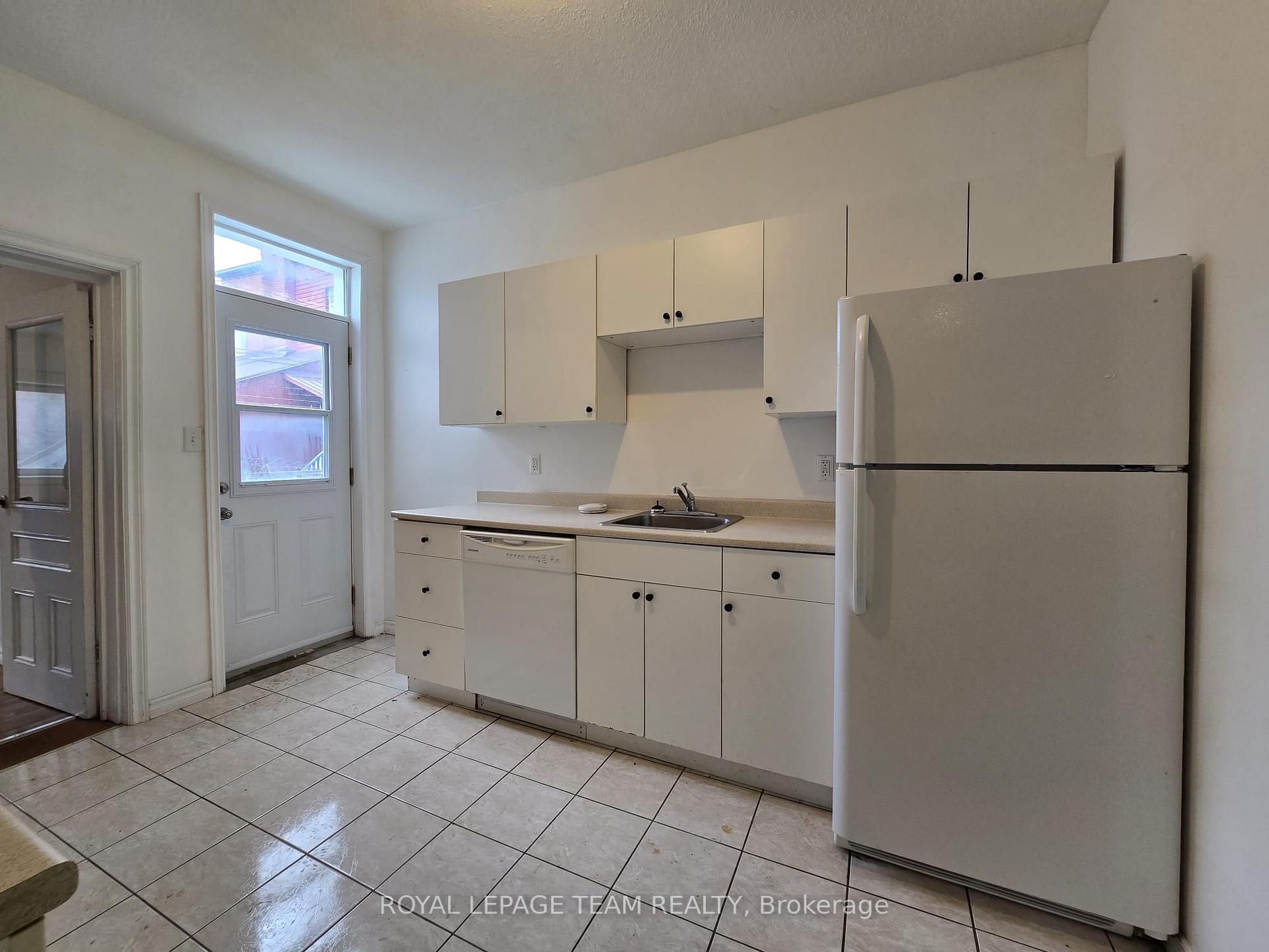 Photo 7 of Unit 1, 519 Lyon Street N, Ottawa, Ottawa Centre — HOMEH
