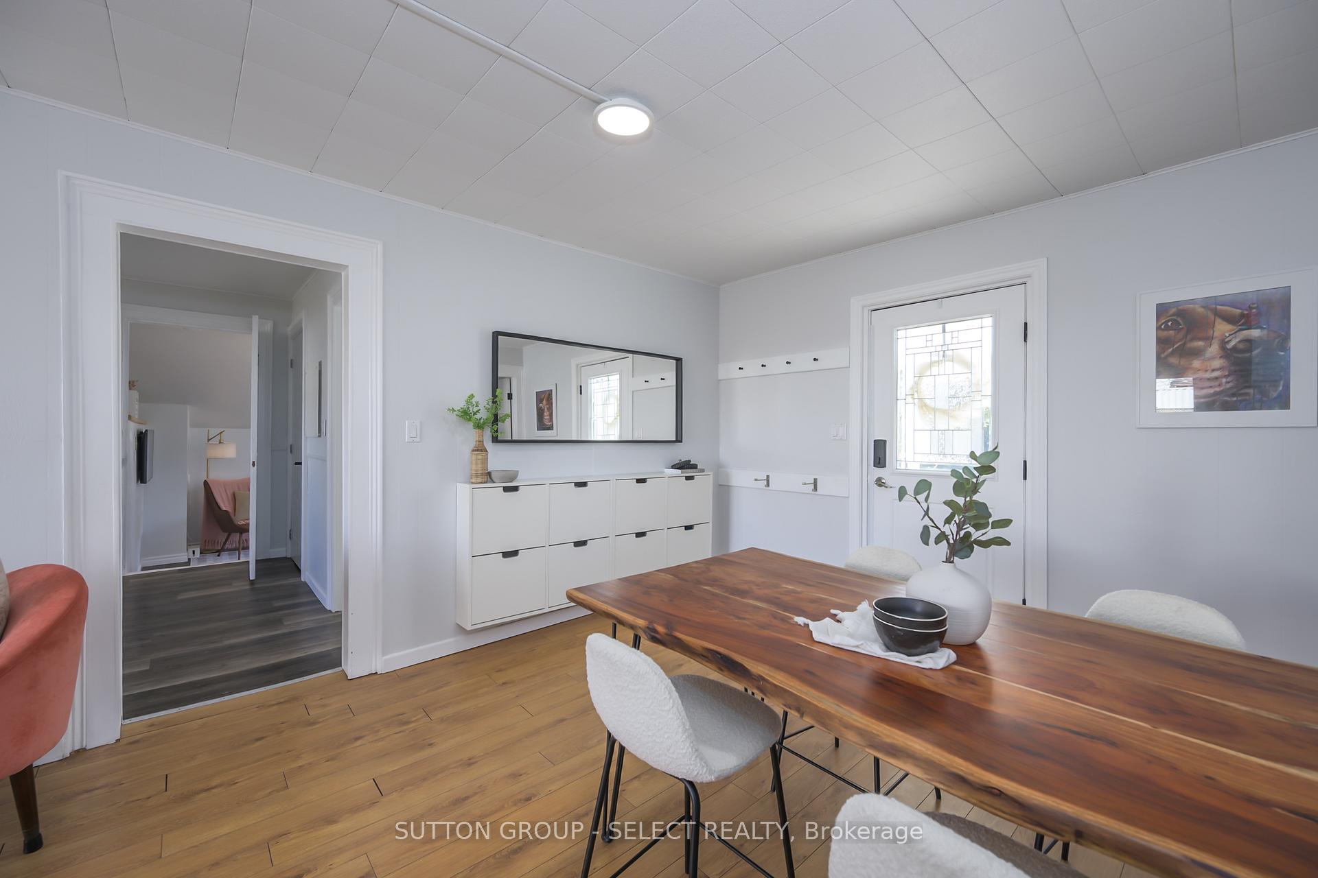Photo 8 of 132 Craig Street, North Middlesex, Alisa Craig — HOMEH
