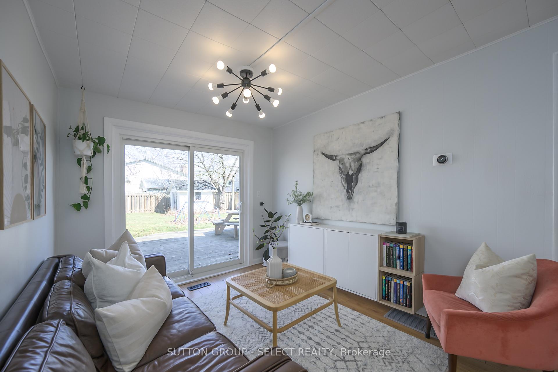 Photo 10 of 132 Craig Street, North Middlesex, Alisa Craig — HOMEH