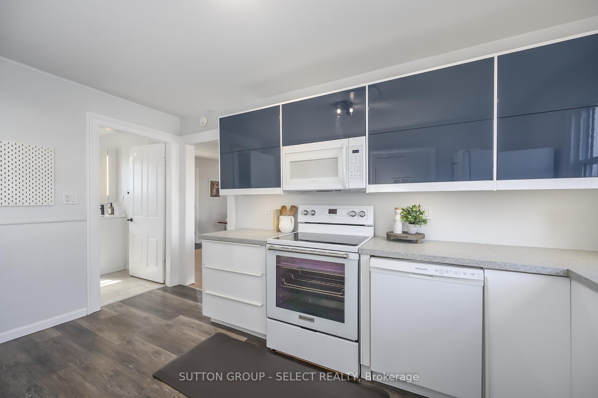 Photo 14 of 132 Craig Street, North Middlesex, Alisa Craig — HOMEH