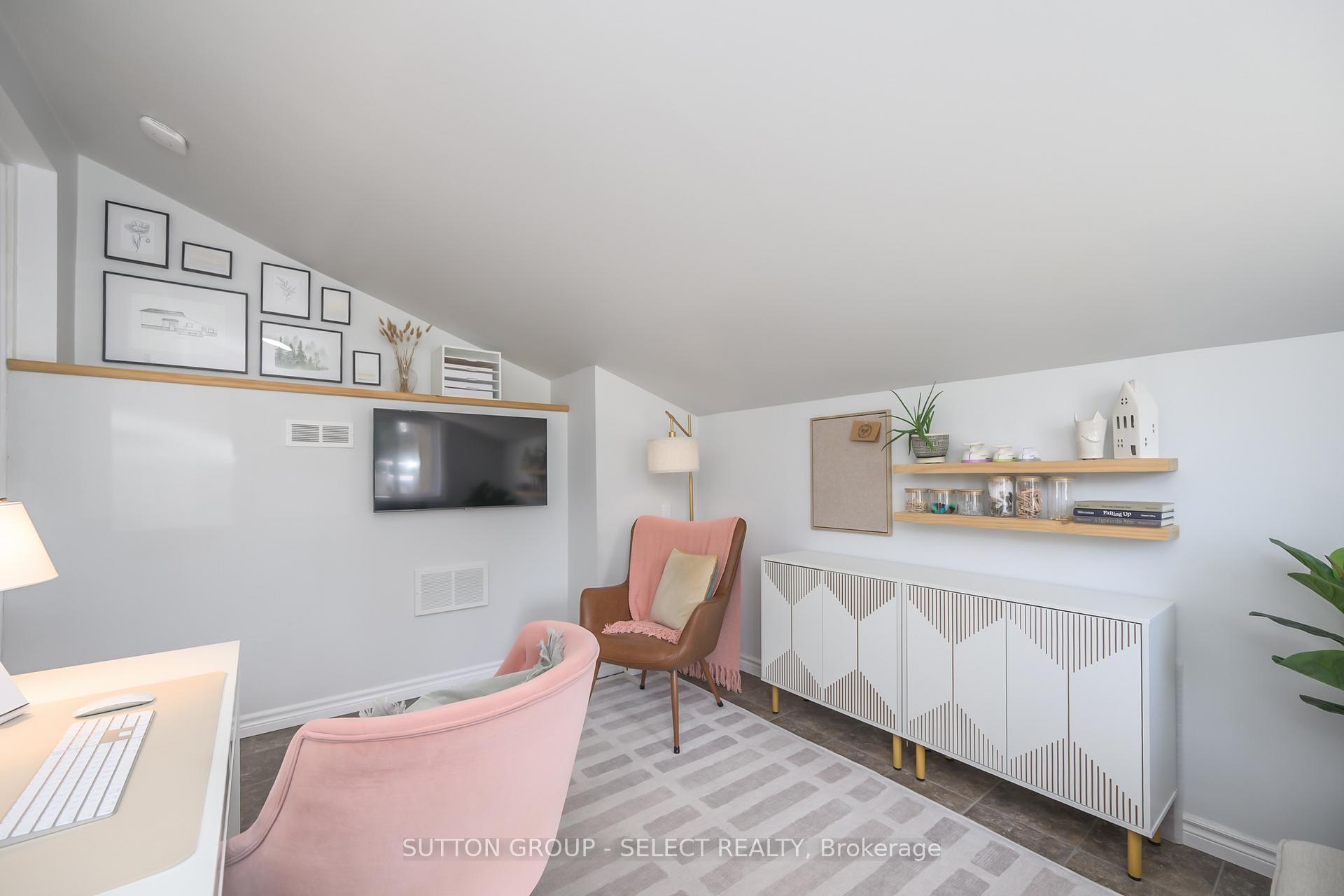 Photo 16 of 132 Craig Street, North Middlesex, Alisa Craig — HOMEH