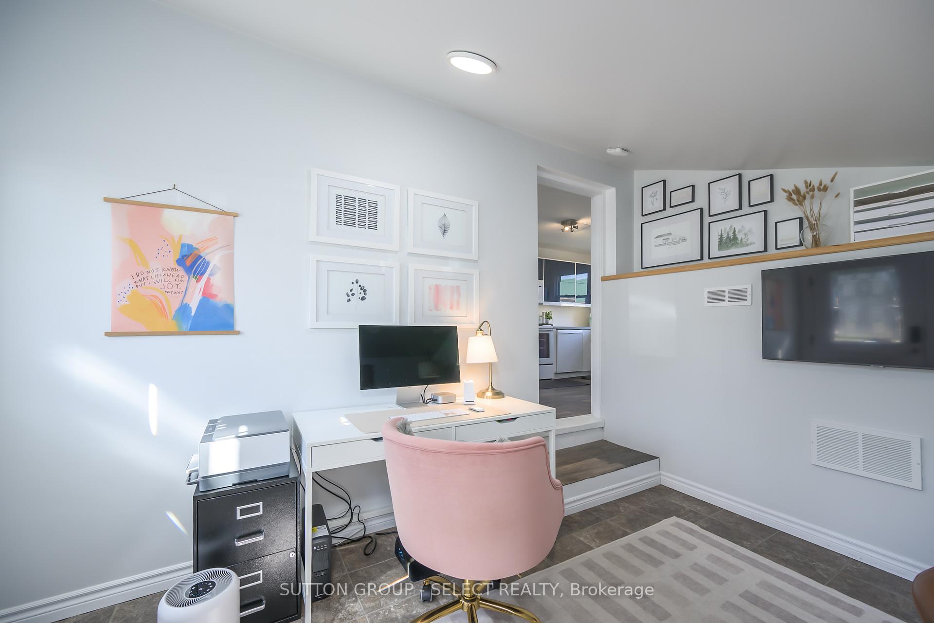 Photo 17 of 132 Craig Street, North Middlesex, Alisa Craig — HOMEH