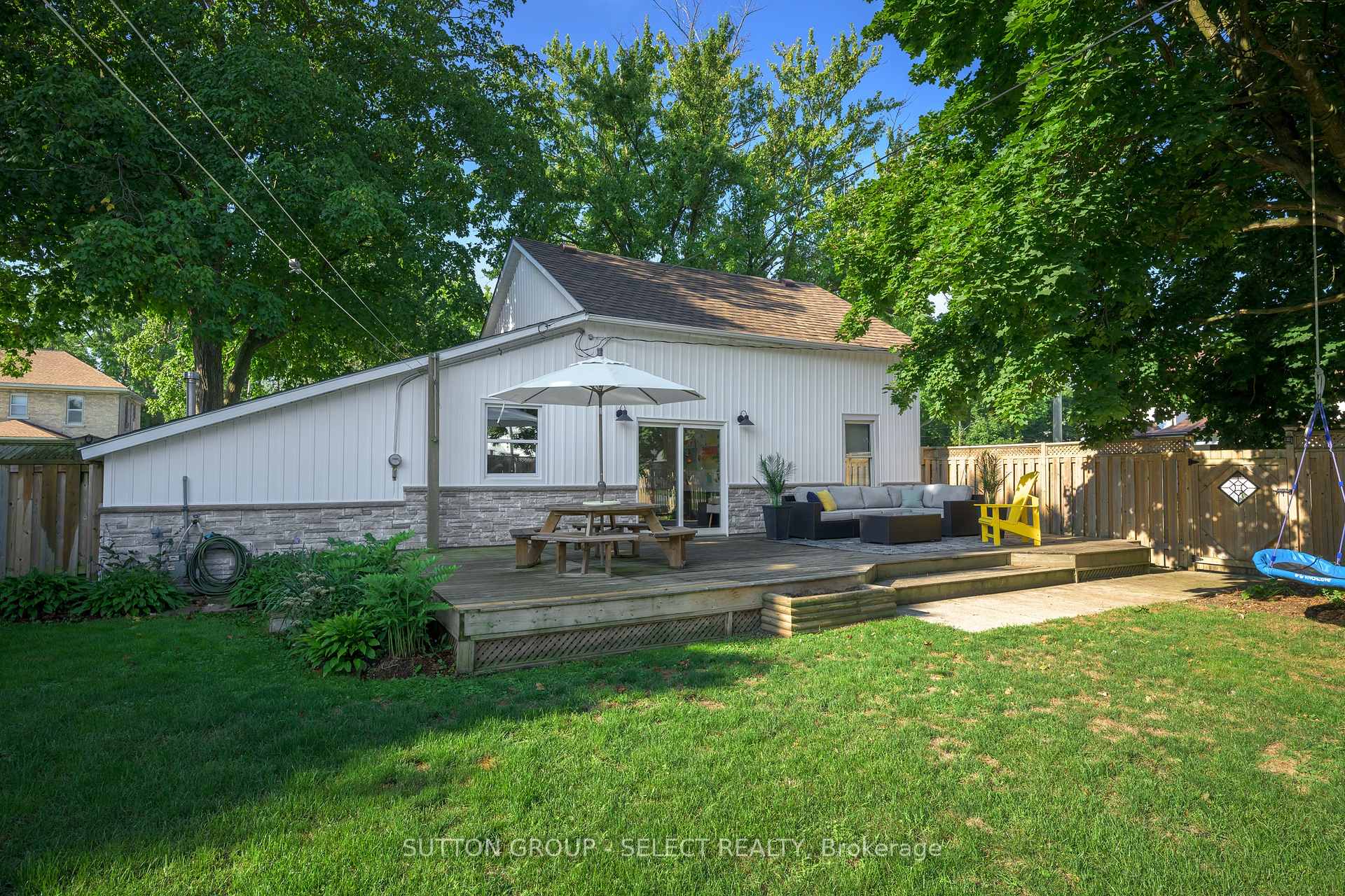 Photo 28 of 132 Craig Street, North Middlesex, Alisa Craig — HOMEH