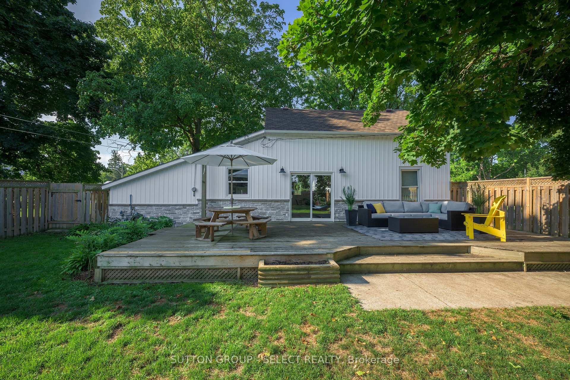 Photo 30 of 132 Craig Street, North Middlesex, Alisa Craig — HOMEH