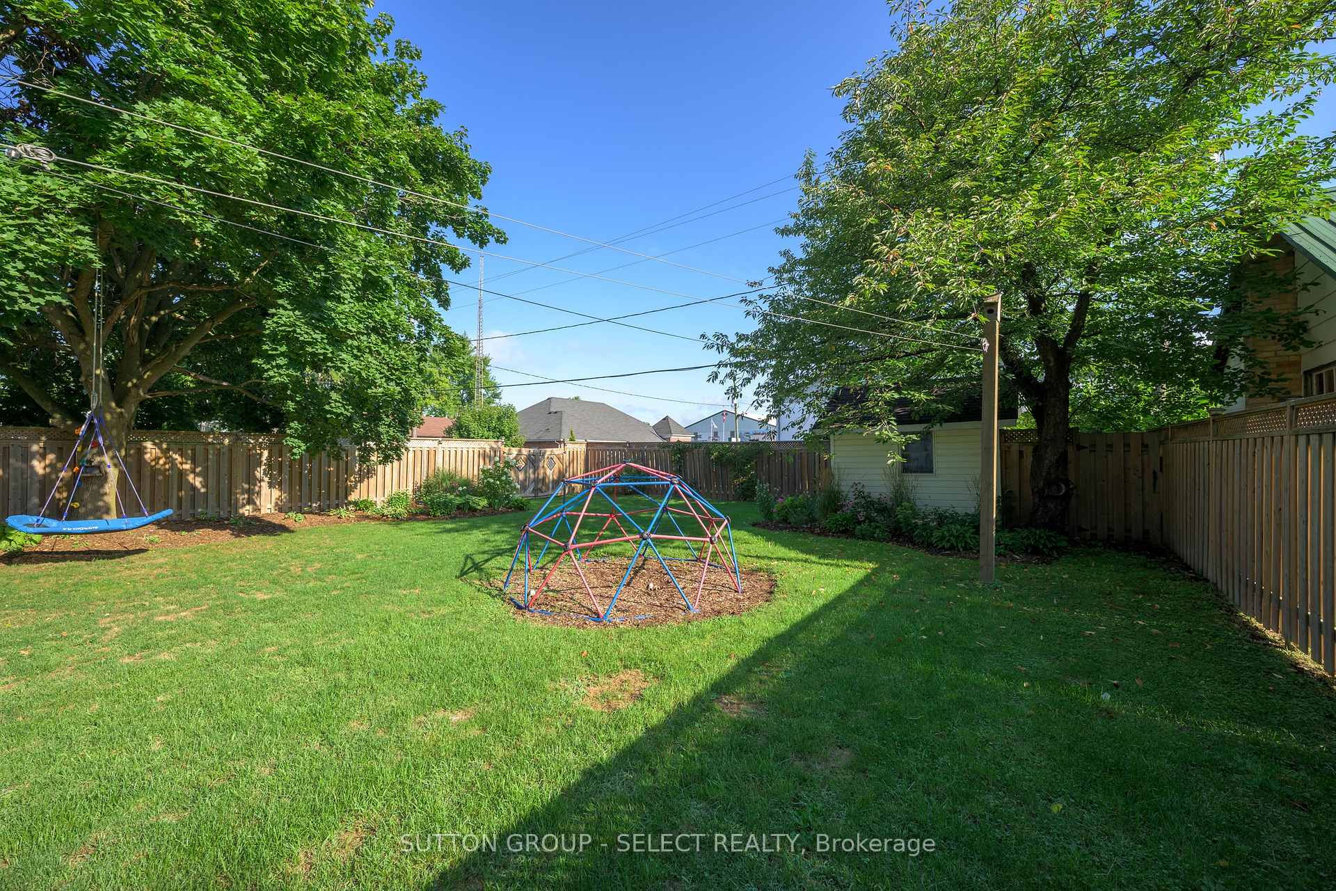 Photo 32 of 132 Craig Street, North Middlesex, Alisa Craig — HOMEH