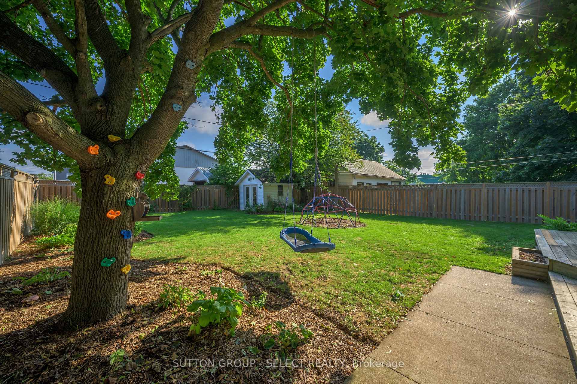 Photo 35 of 132 Craig Street, North Middlesex, Alisa Craig — HOMEH