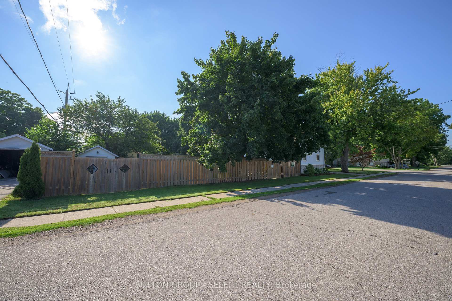 Photo 36 of 132 Craig Street, North Middlesex, Alisa Craig — HOMEH