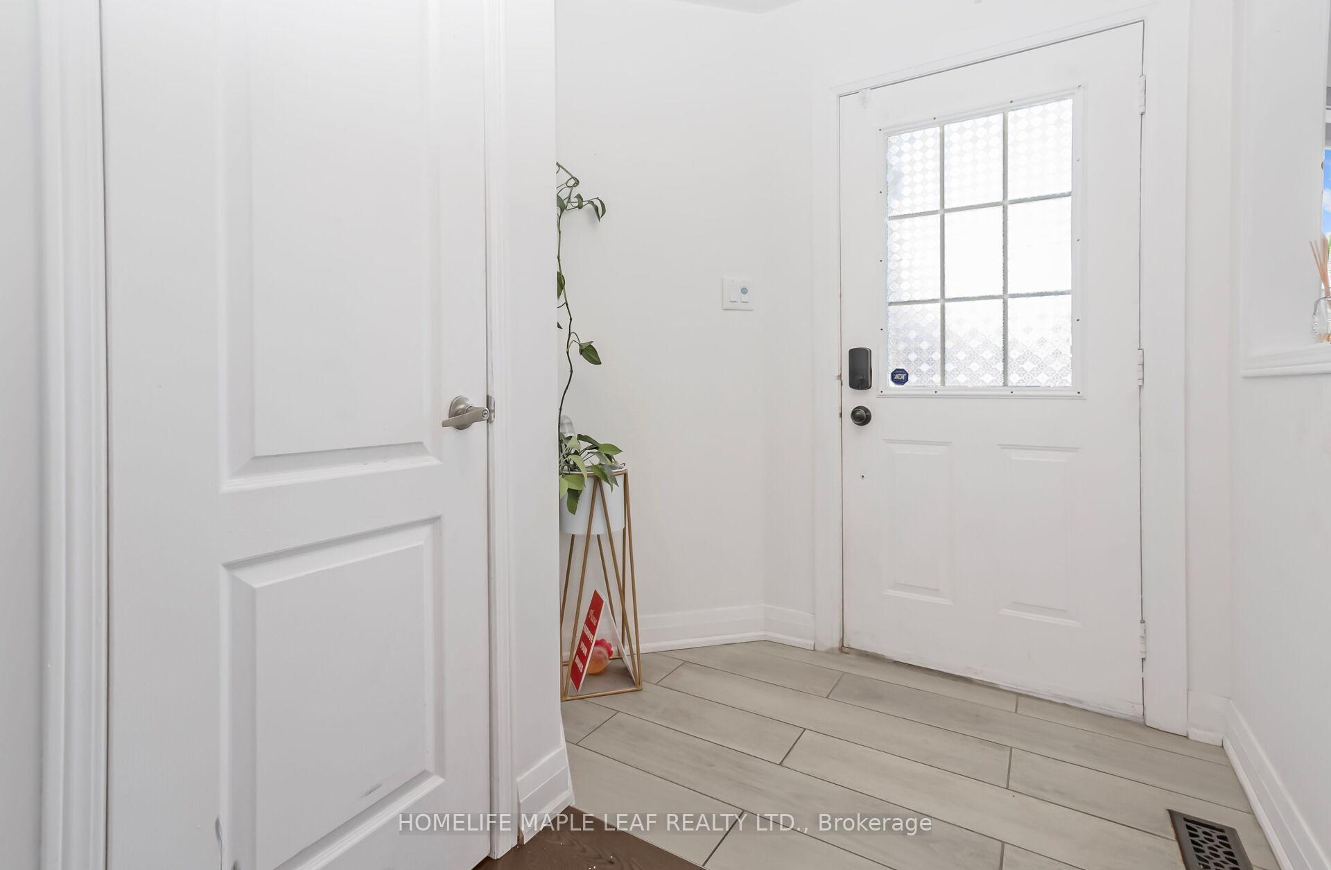 Photo 3 of 3127 Pendleton Road, Mississauga, Meadowvale — HOMEH
