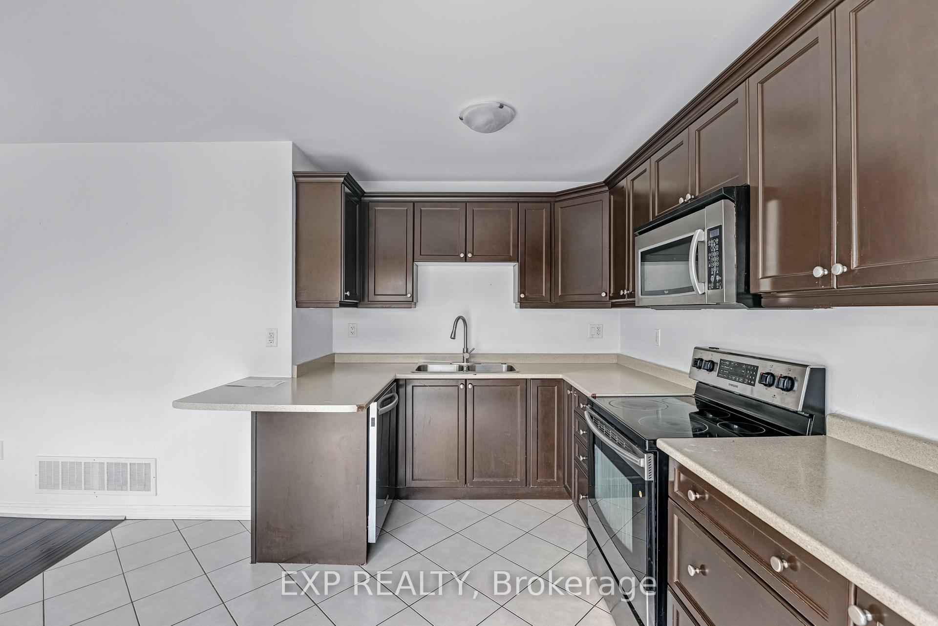 Photo 12 of 64 Ferris Lane, New Tecumseth, Alliston — HOMEH