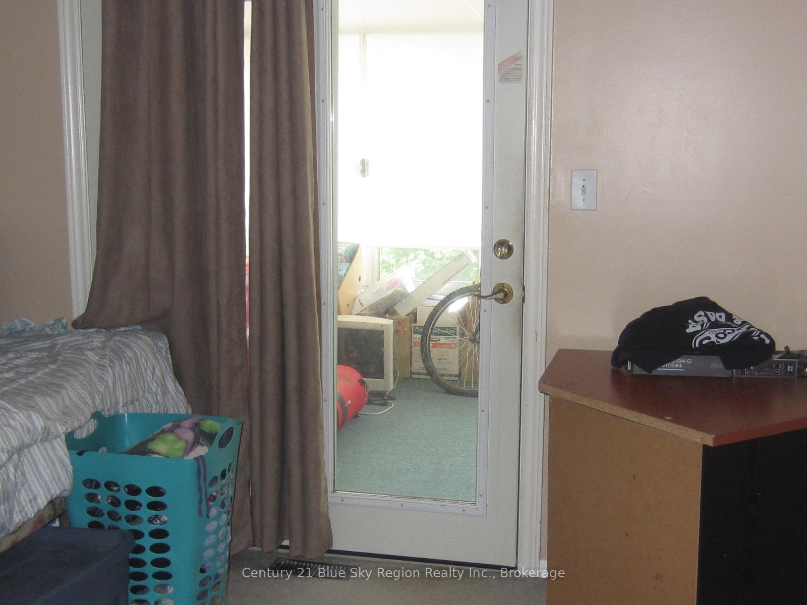Photo 11 of 25 Beaver Crescent, North Bay, Ferris — HOMEH