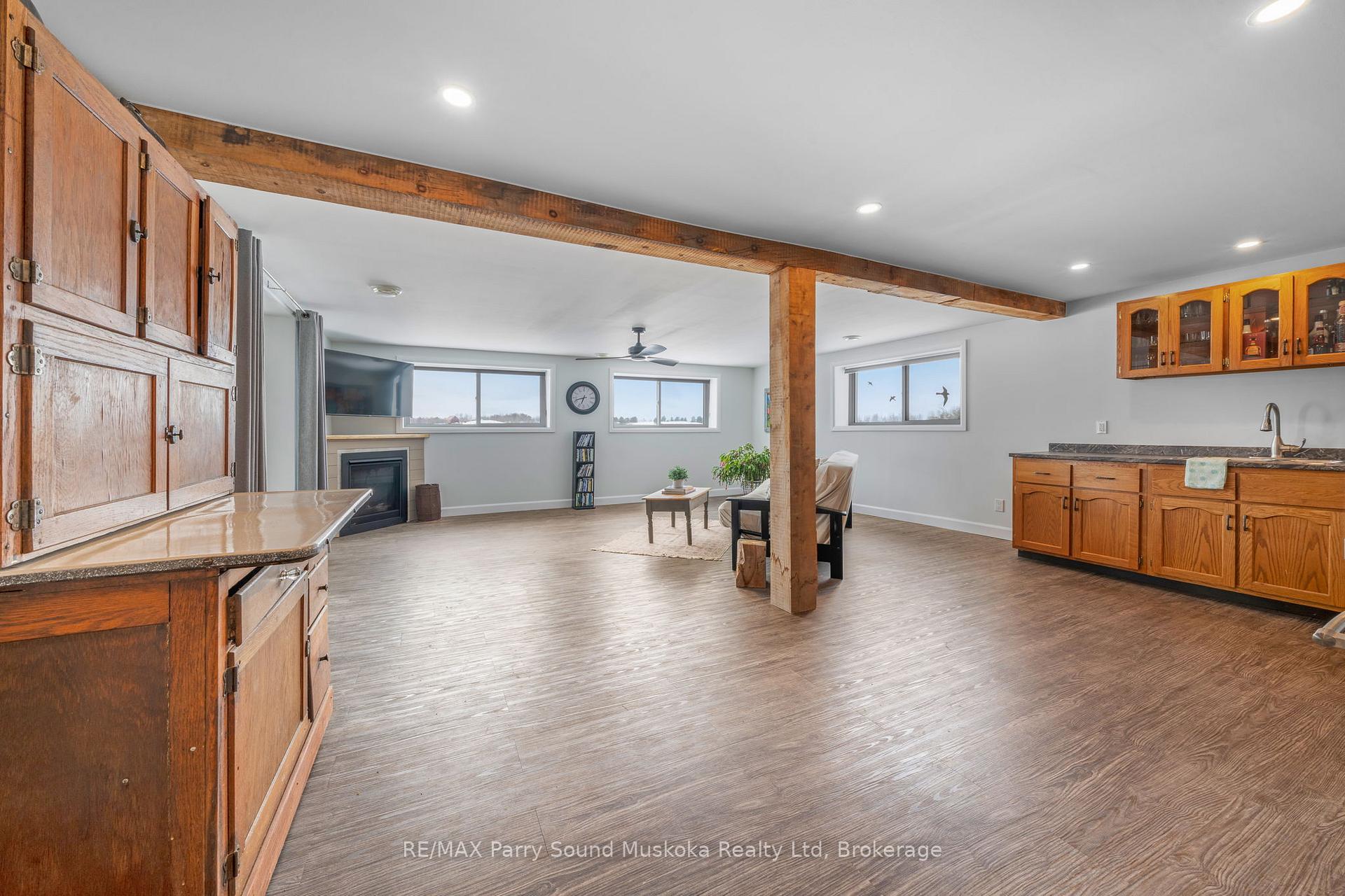 Photo 24 of 25 The Pointe Road, Parry Sound Remote Area, Wallbridge — HOMEH