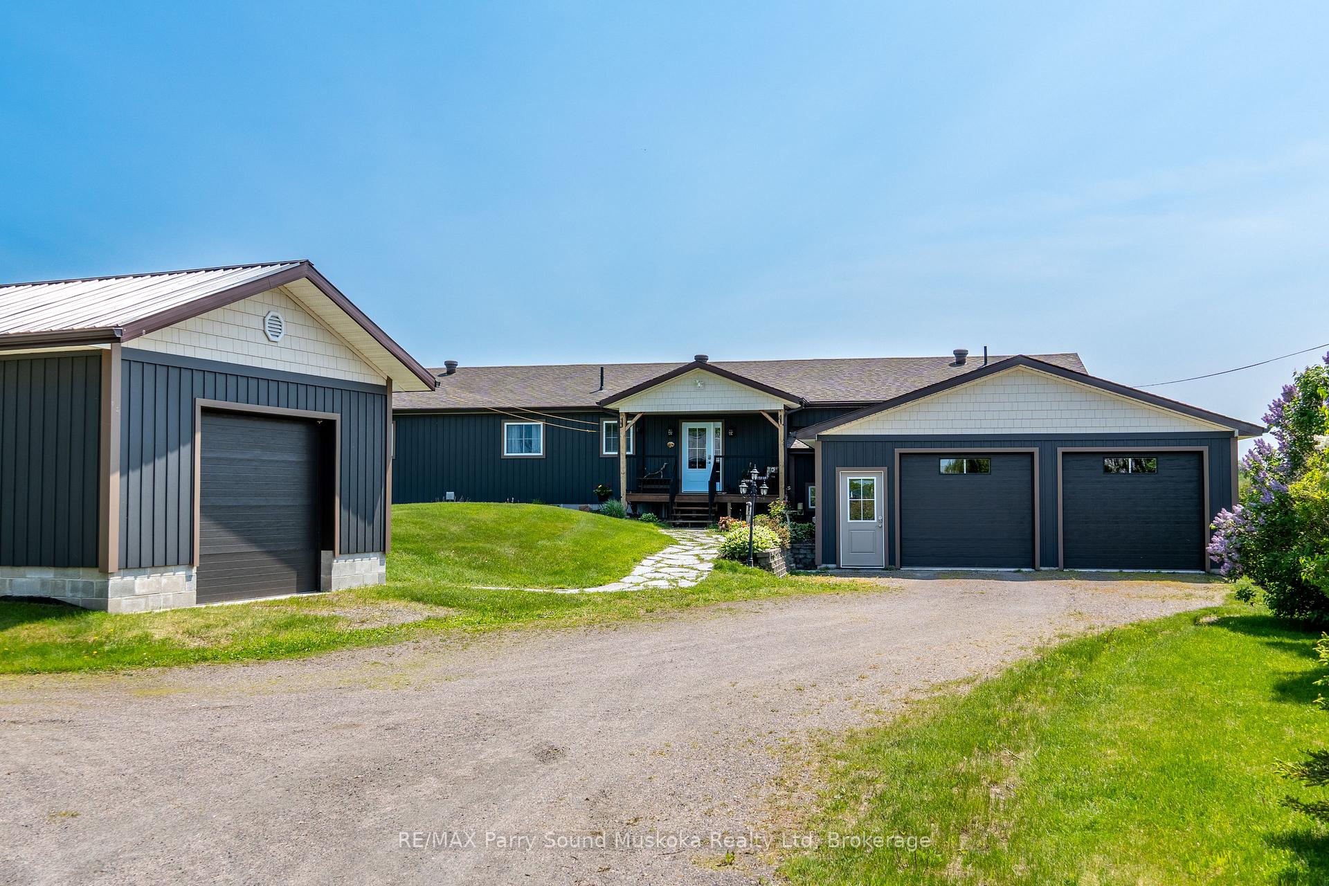 Photo 46 of 25 The Pointe Road, Parry Sound Remote Area, Wallbridge — HOMEH