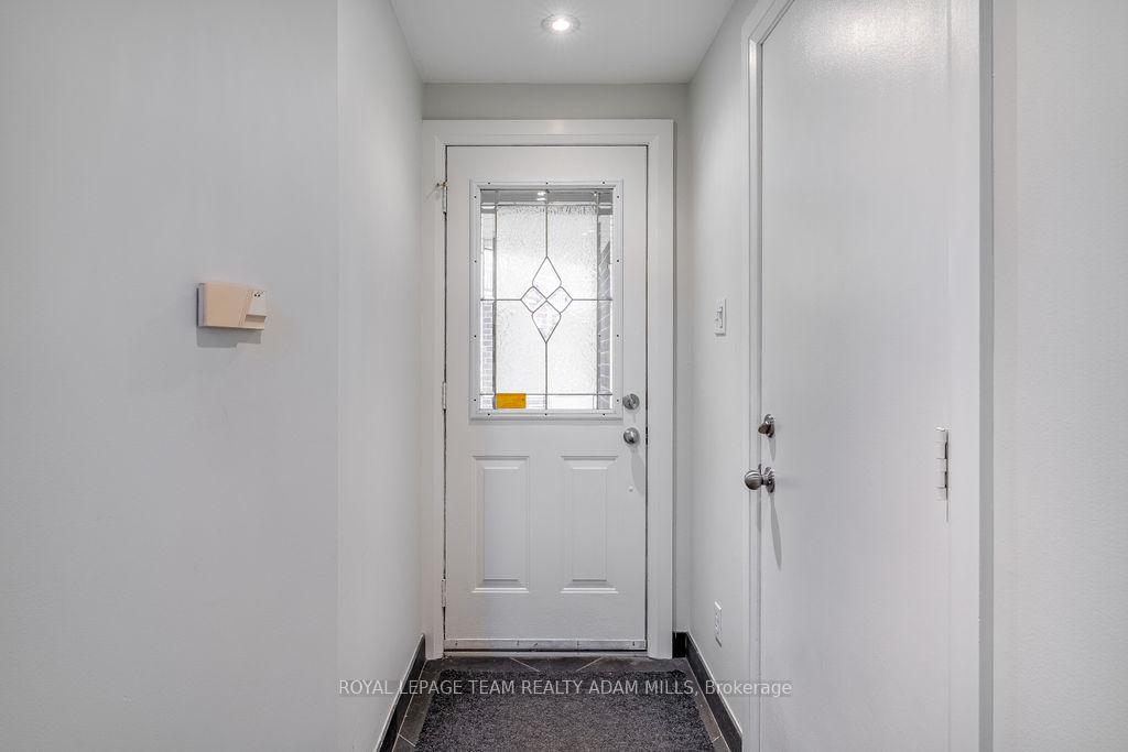 Photo 4 of 14 Cornerstone, Ottawa, Ottawa Centre/Golden Triangle — HOMEH