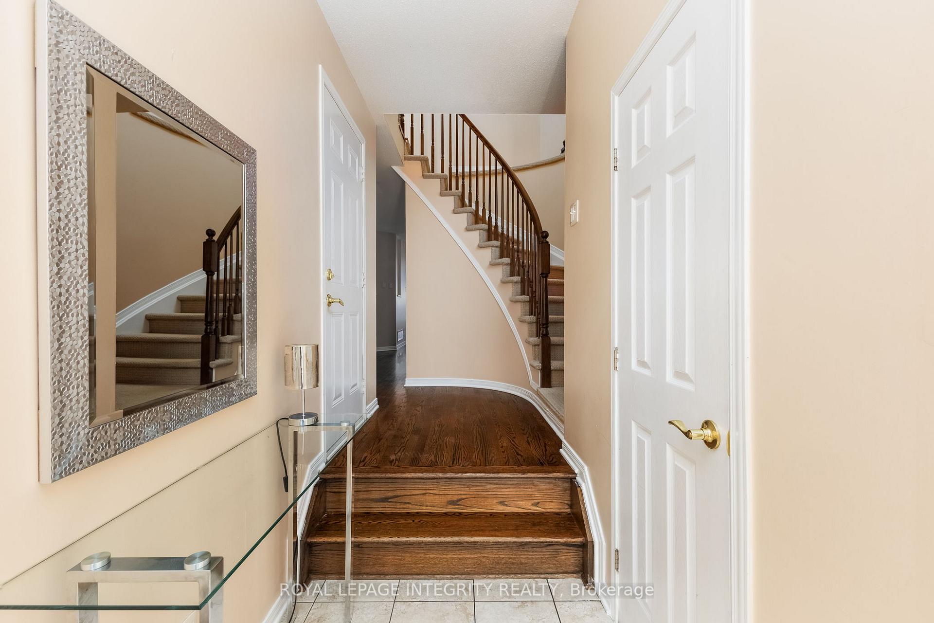 Photo 3 of 336 Rolling Meadow Crescent, Ottawa, Mer Bleue/Bradley Estates/Anderson Park — HOMEH
