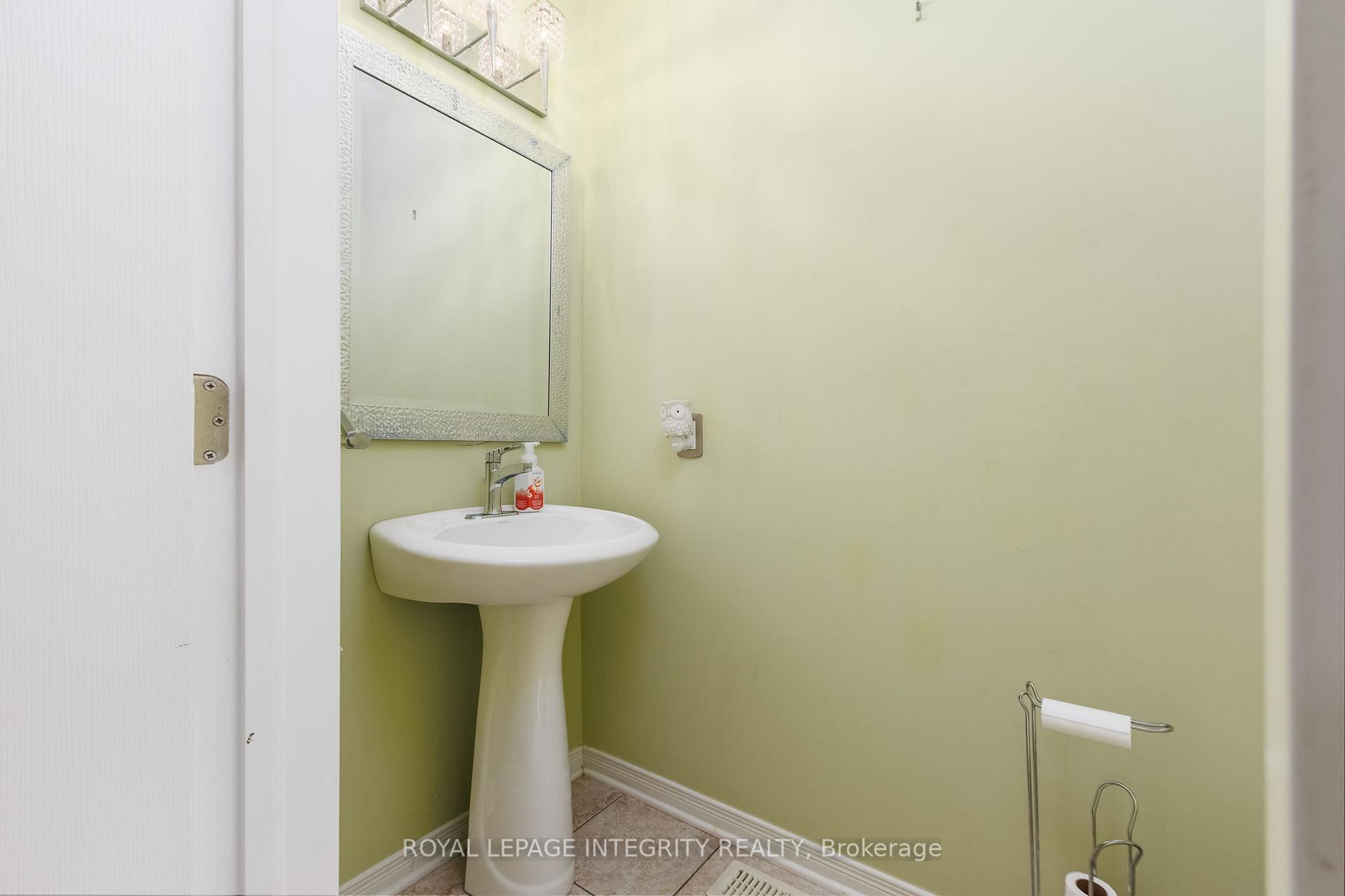Photo 15 of 336 Rolling Meadow Crescent, Ottawa, Mer Bleue/Bradley Estates/Anderson Park — HOMEH