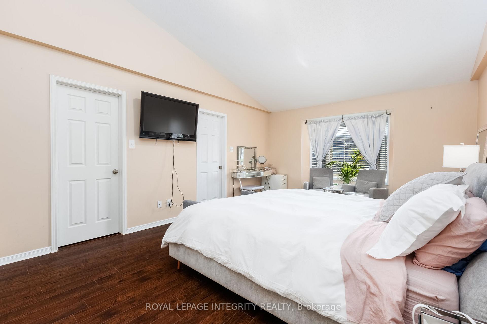 Photo 18 of 336 Rolling Meadow Crescent, Ottawa, Mer Bleue/Bradley Estates/Anderson Park — HOMEH