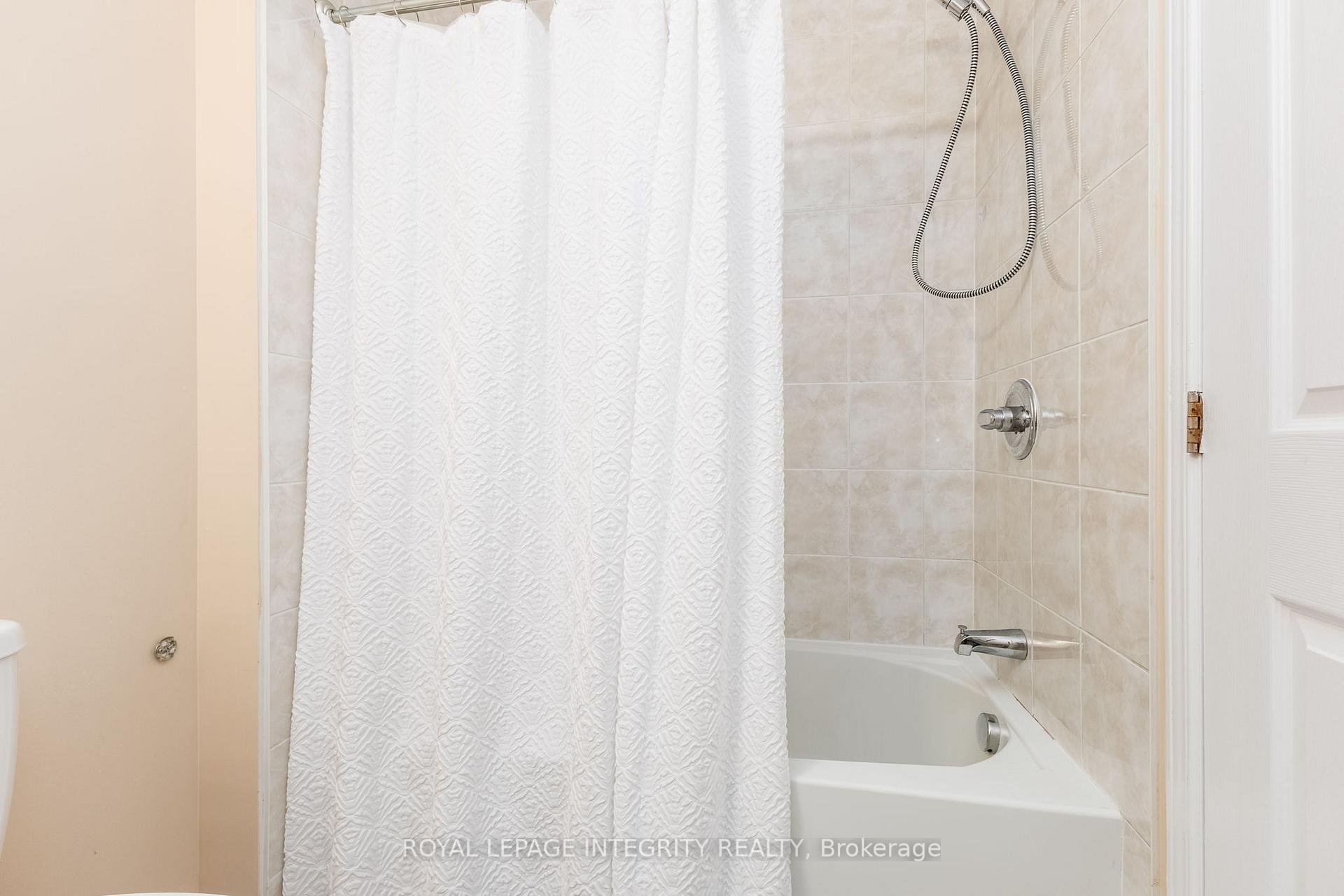 Photo 28 of 336 Rolling Meadow Crescent, Ottawa, Mer Bleue/Bradley Estates/Anderson Park — HOMEH