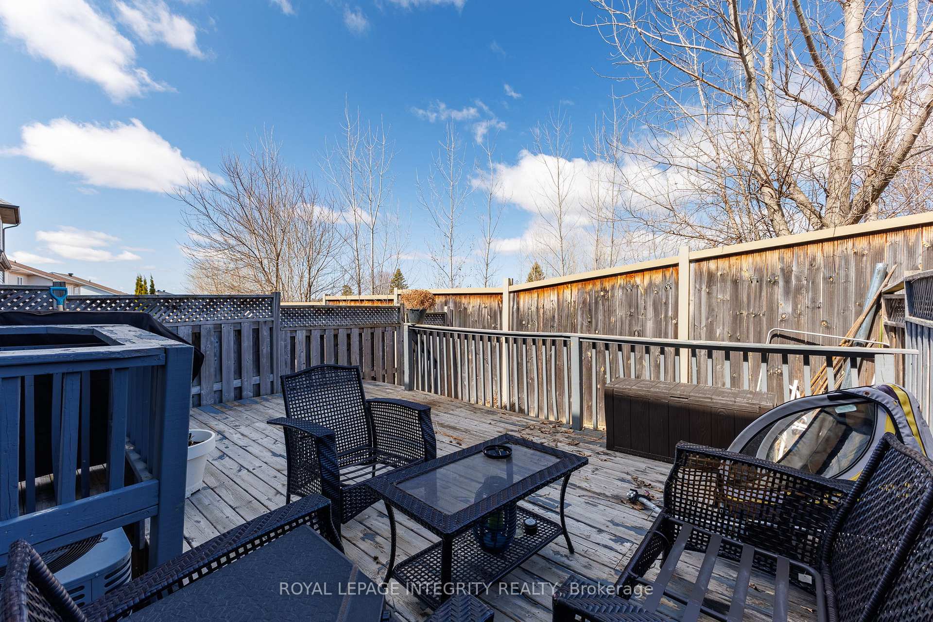 Photo 37 of 336 Rolling Meadow Crescent, Ottawa, Mer Bleue/Bradley Estates/Anderson Park — HOMEH