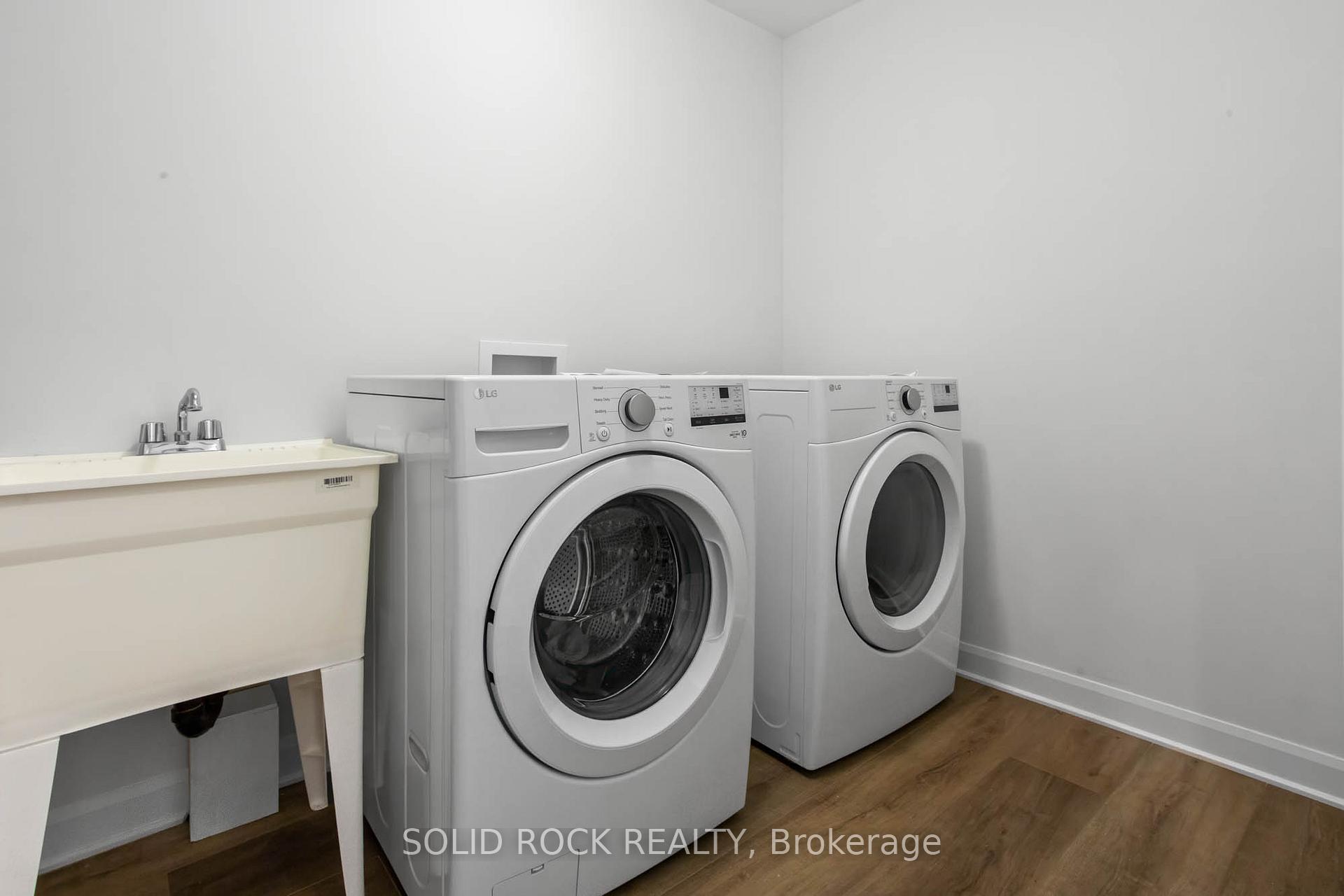 Photo 5 of 810 Glissade Grove, Ottawa, Avalon West — HOMEH