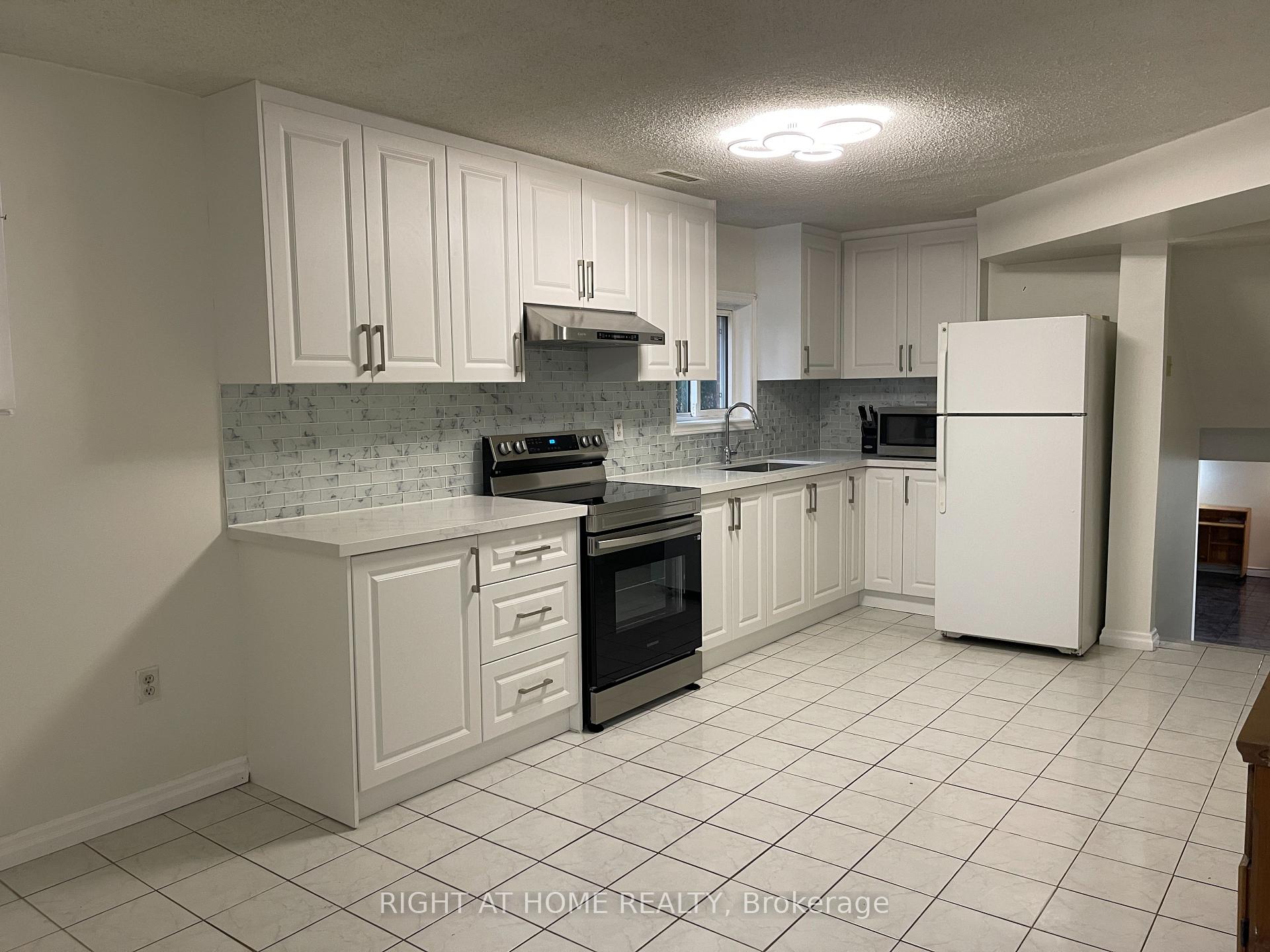 Photo 1 of Unit Lower, 4128 Dursley Crescent, Mississauga, Rathwood — HOMEH