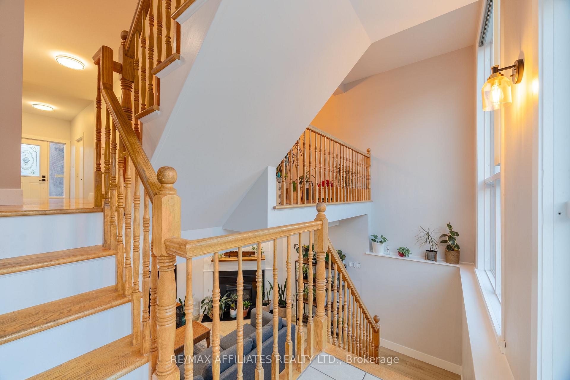 Photo 18 of 1687 Tache Way, Ottawa, Fallingbrook/Pineridge — HOMEH