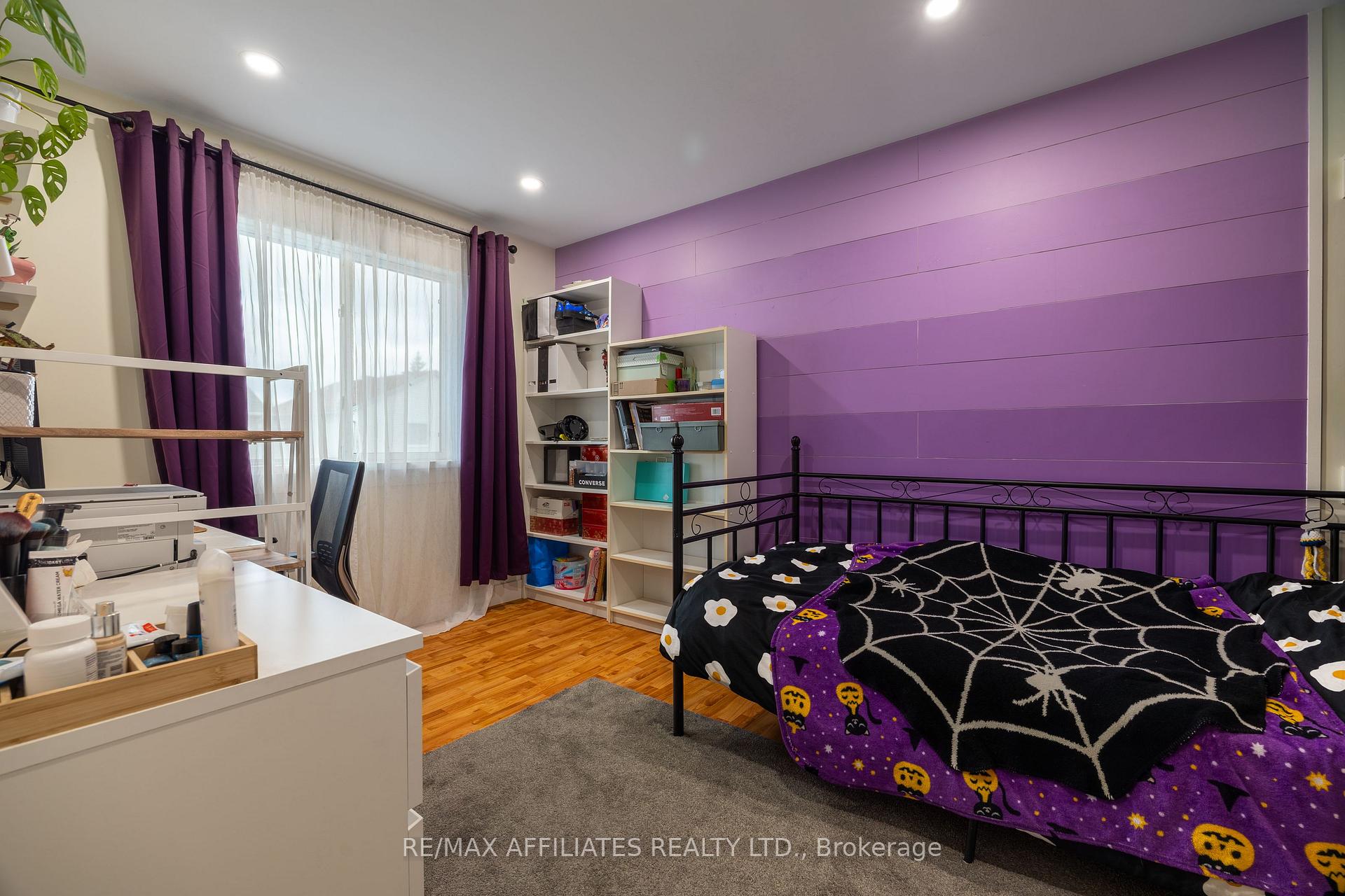 Photo 23 of 1687 Tache Way, Ottawa, Fallingbrook/Pineridge — HOMEH