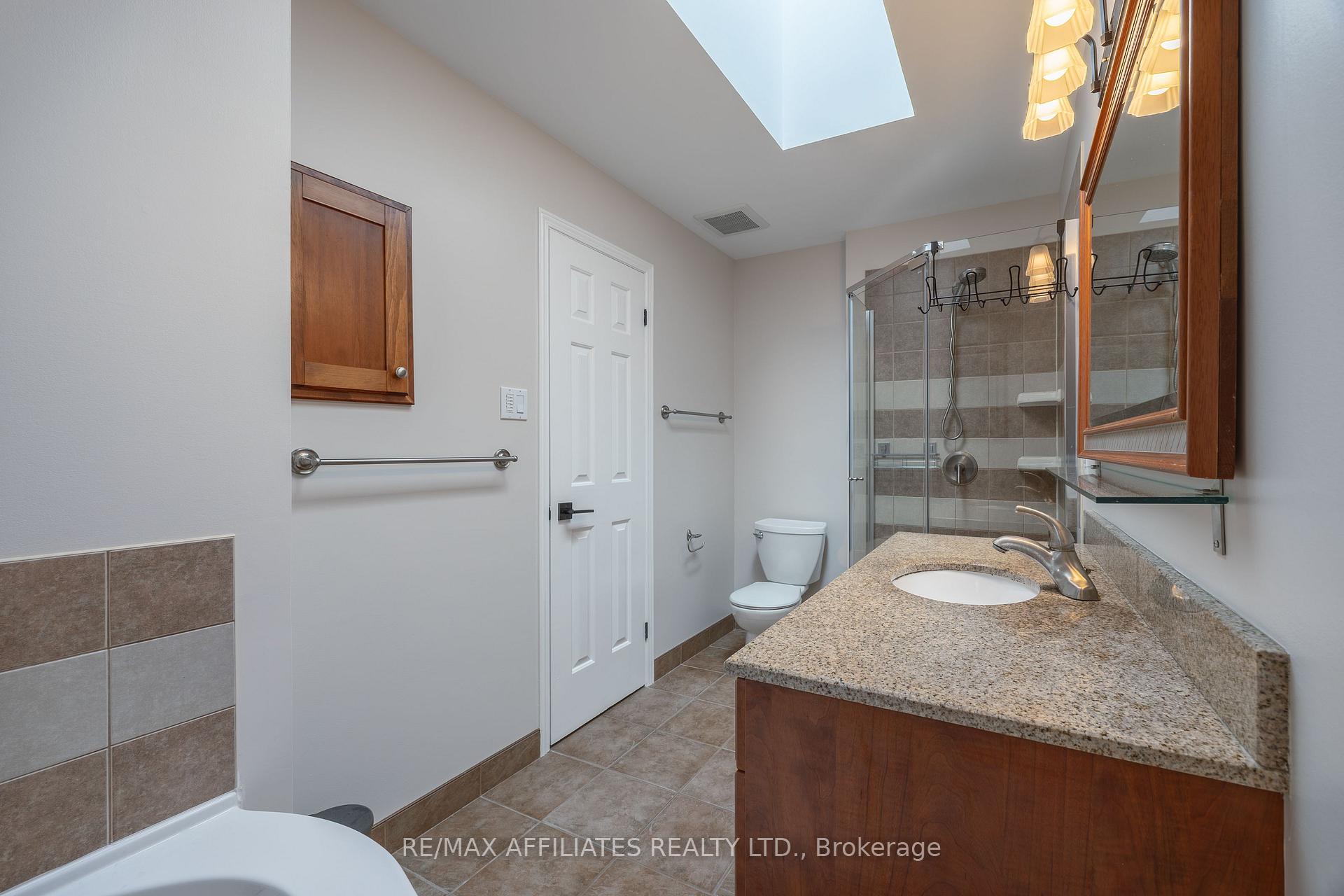 Photo 27 of 1687 Tache Way, Ottawa, Fallingbrook/Pineridge — HOMEH