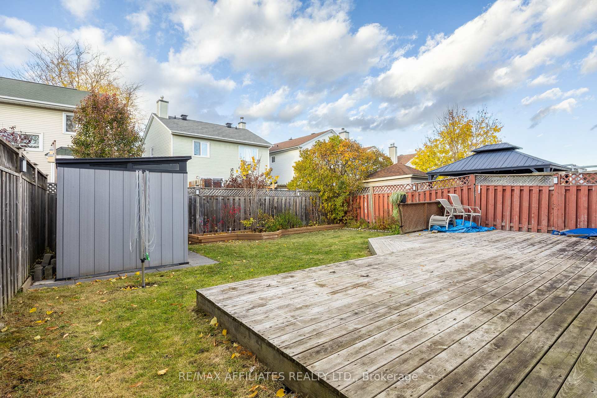 Photo 43 of 1687 Tache Way, Ottawa, Fallingbrook/Pineridge — HOMEH